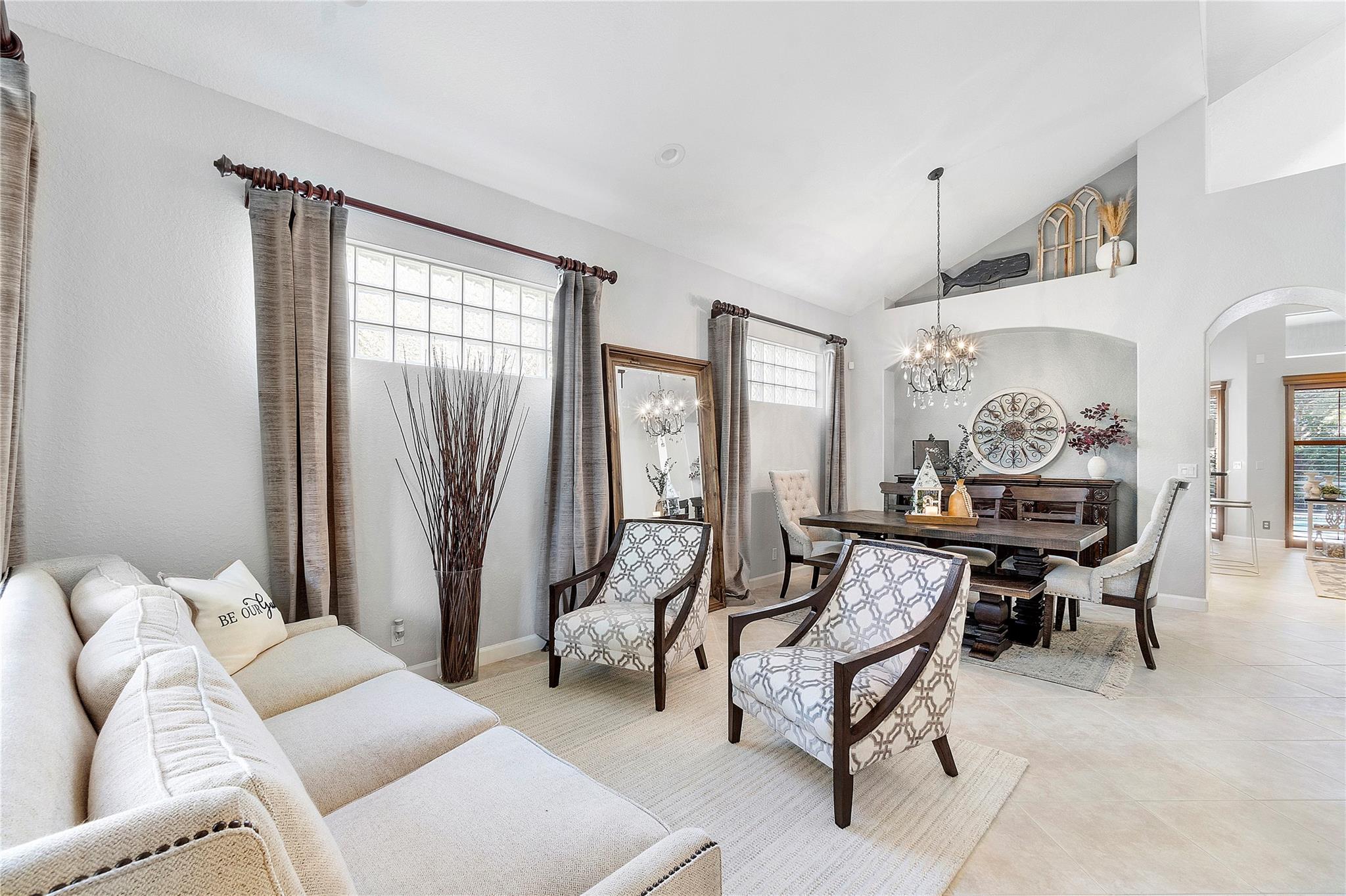 Heron Bay Central 171-23 - Residential