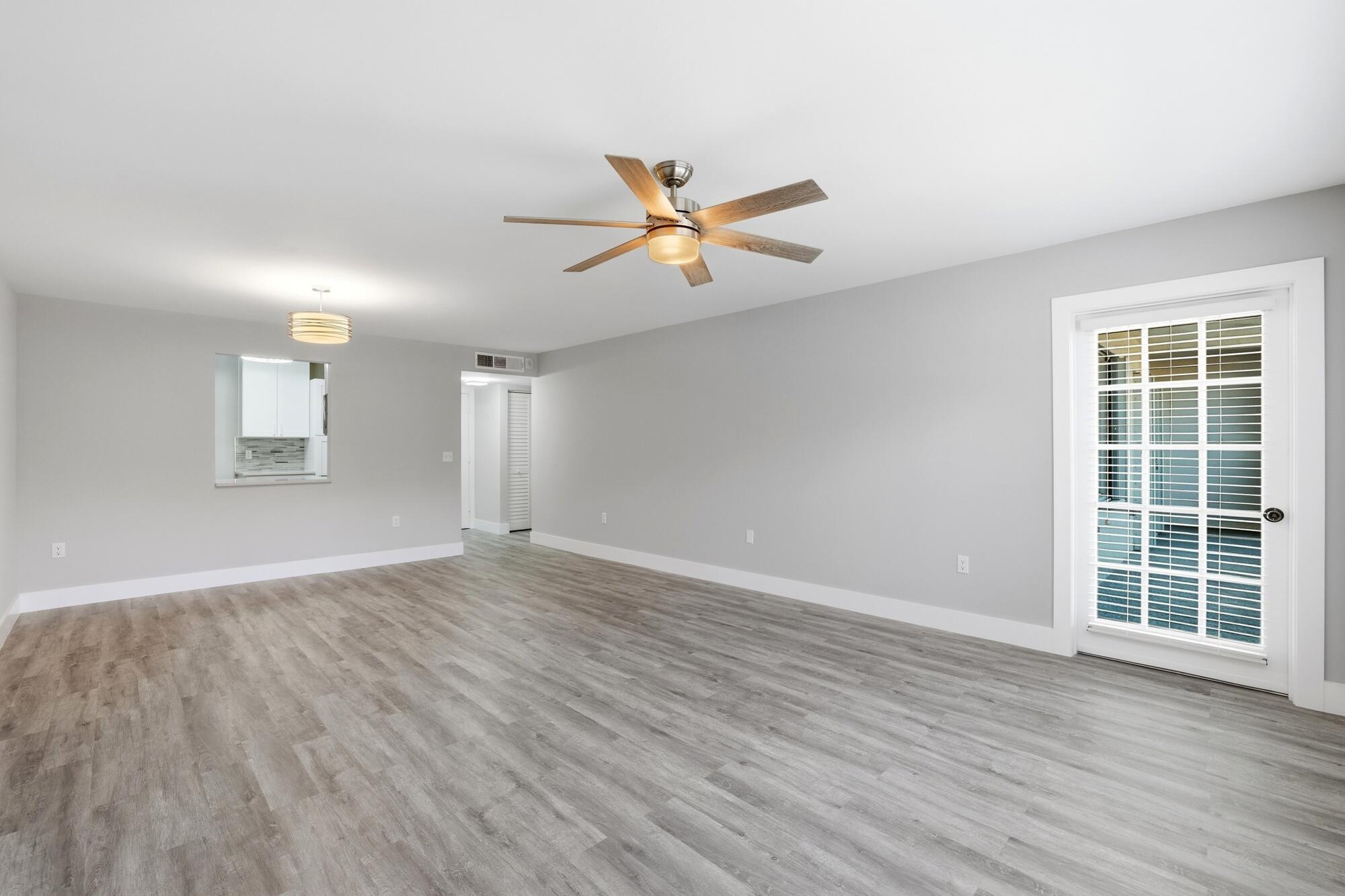 PALM LAKE 1 CONDO - Residential