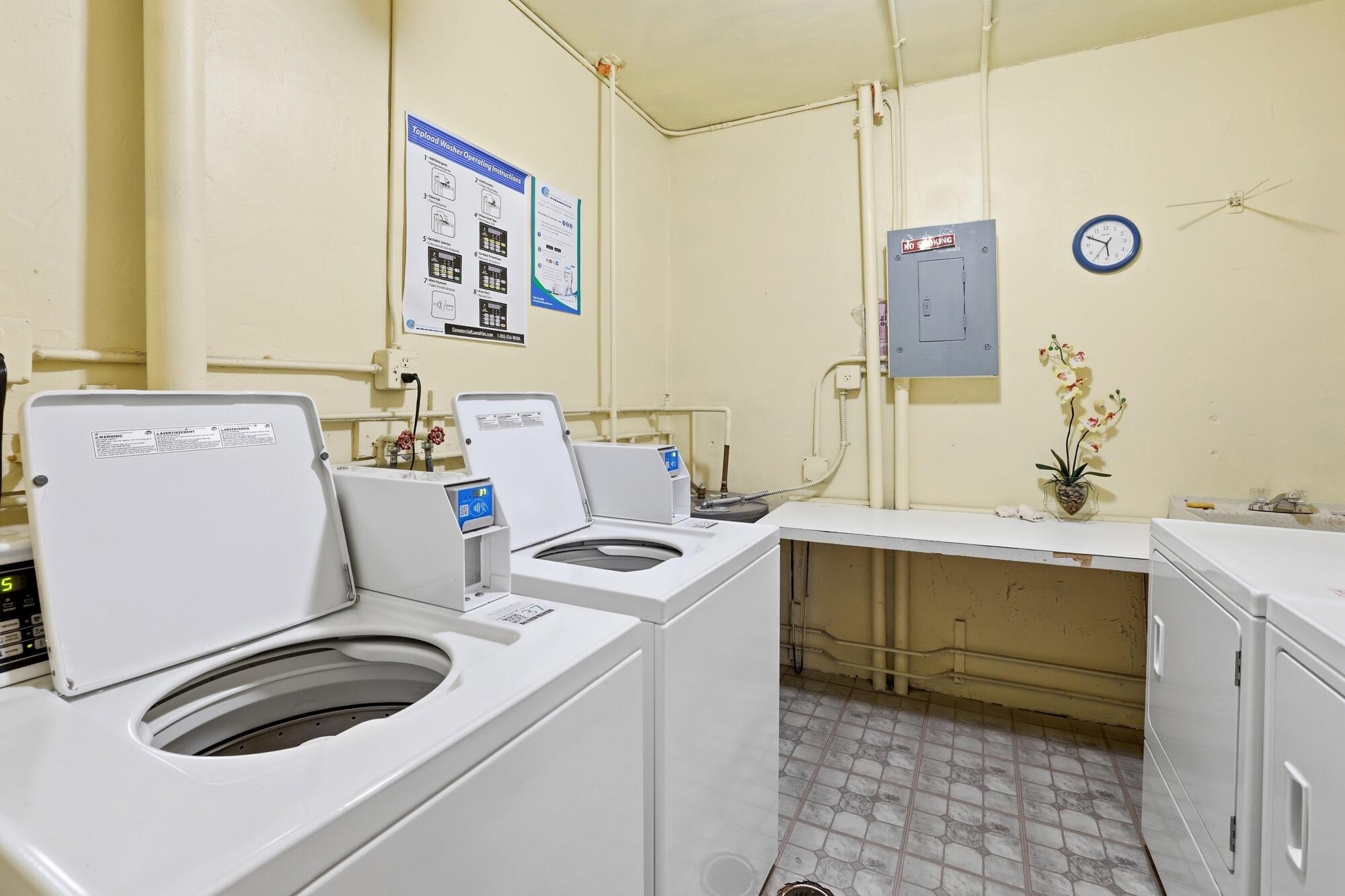 PALM LAKE 1 CONDO - Residential