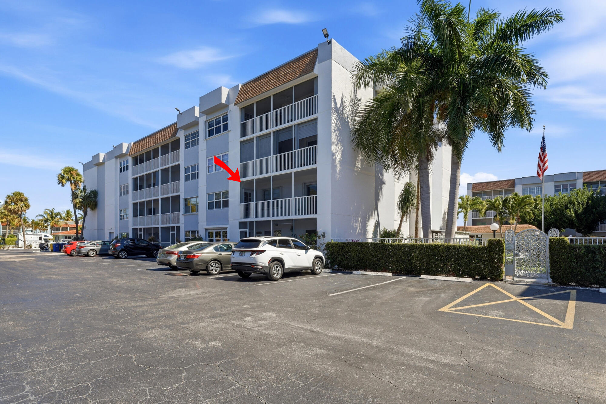 PALM LAKE 1 CONDO - Residential