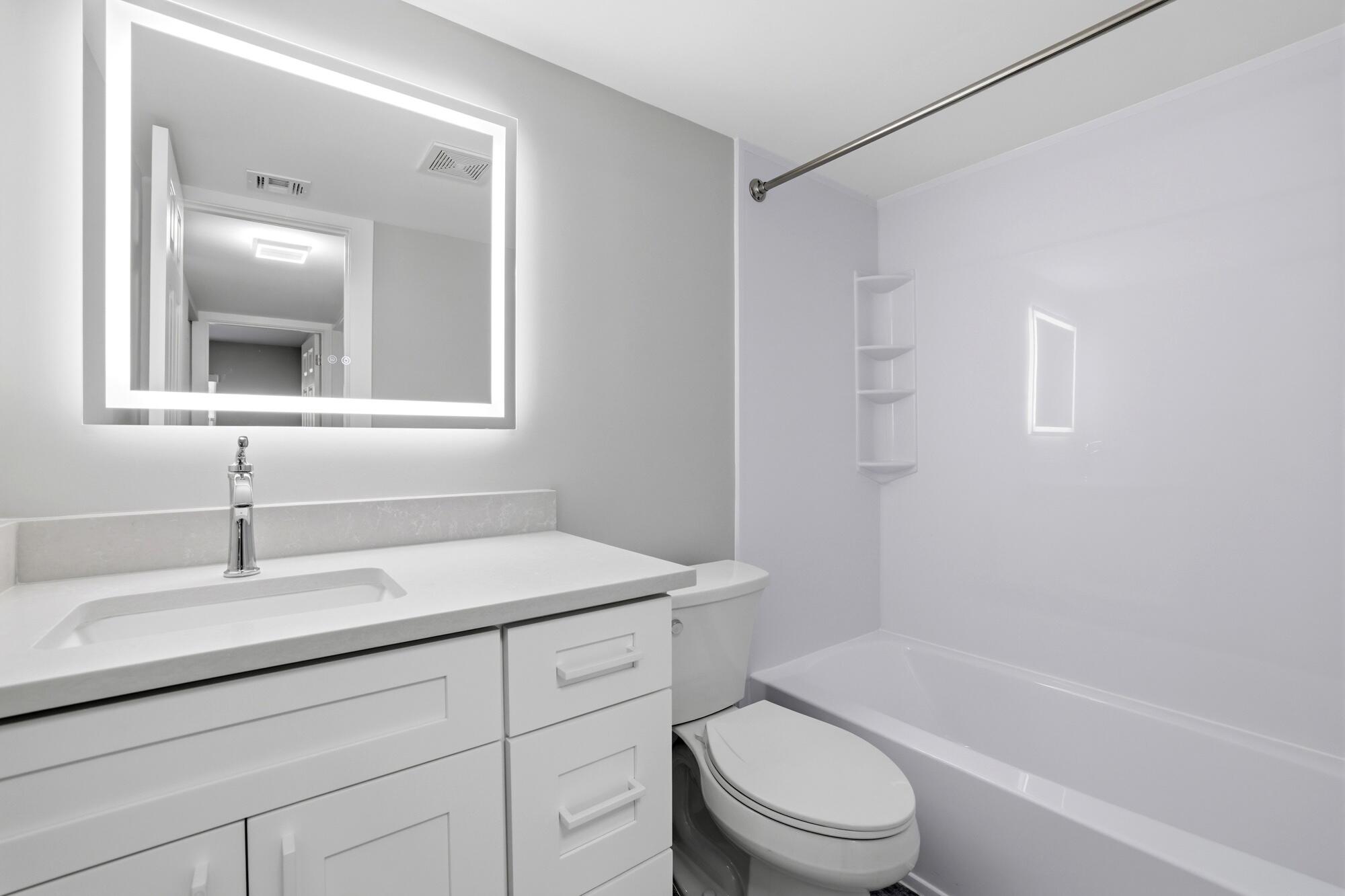 PALM LAKE 1 CONDO - Residential