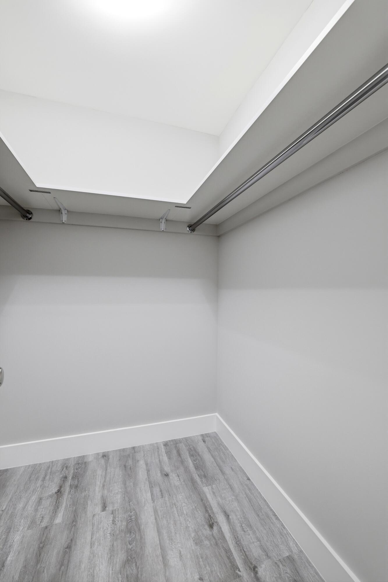 PALM LAKE 1 CONDO - Residential