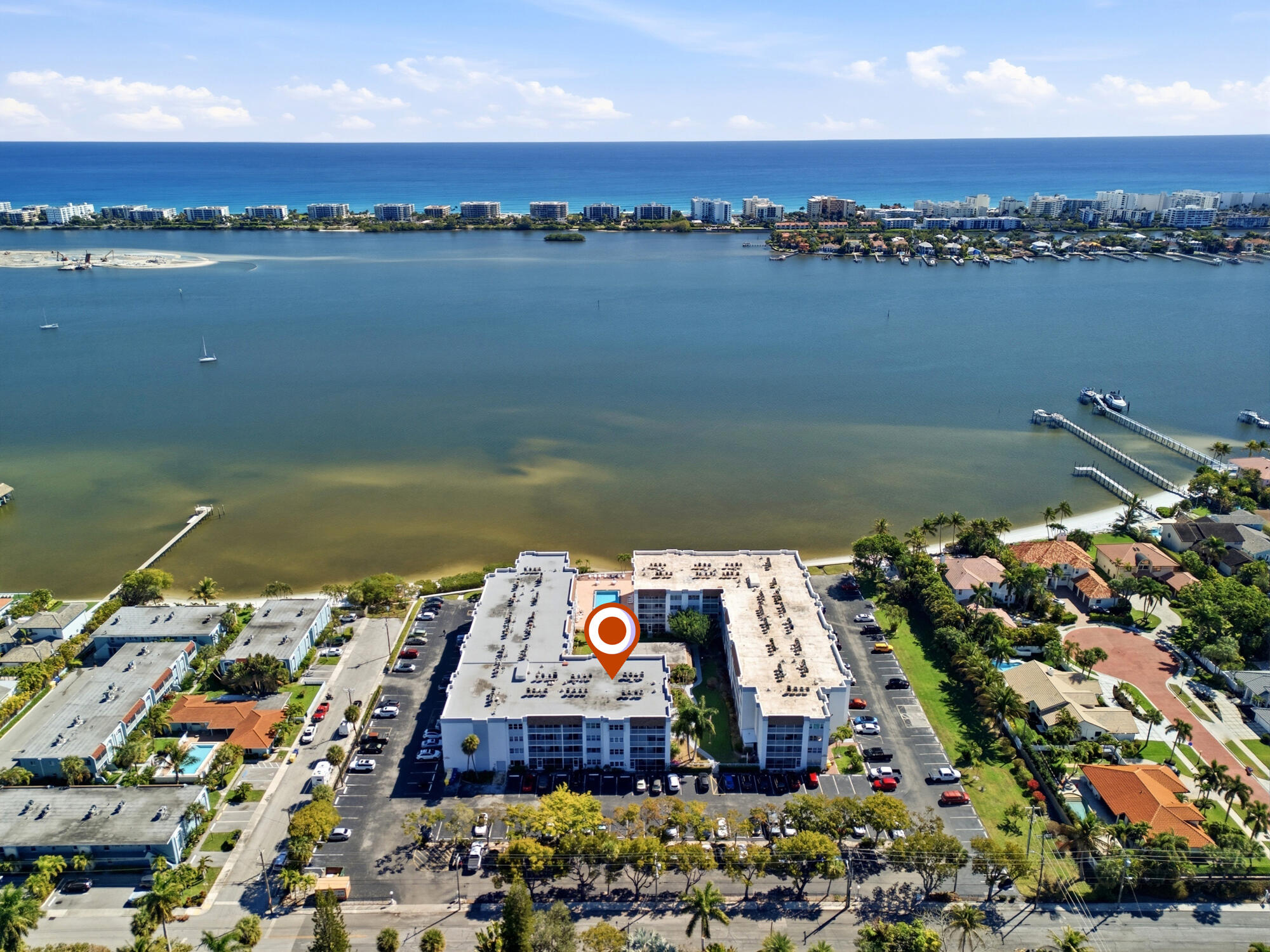 PALM LAKE 1 CONDO - Residential