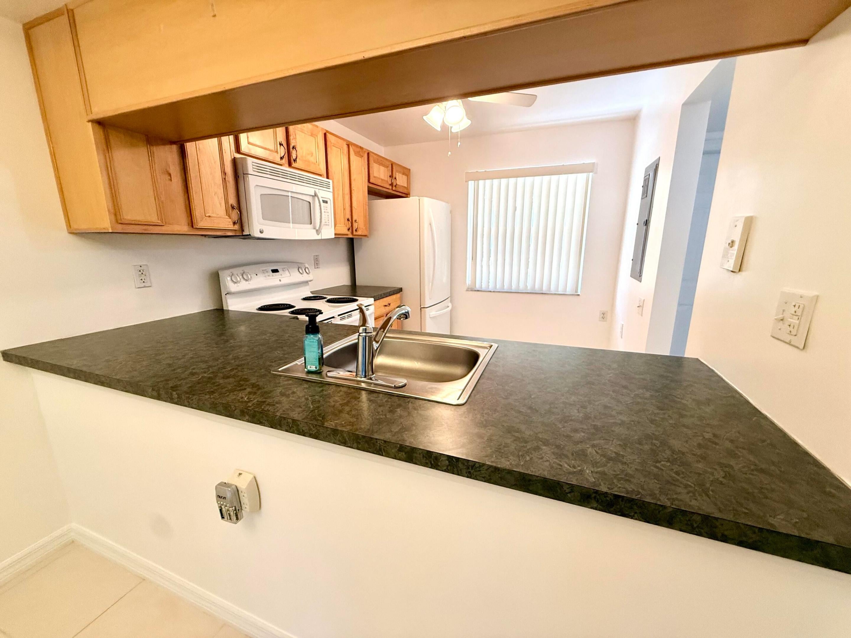 1105 Bahama Bend B1