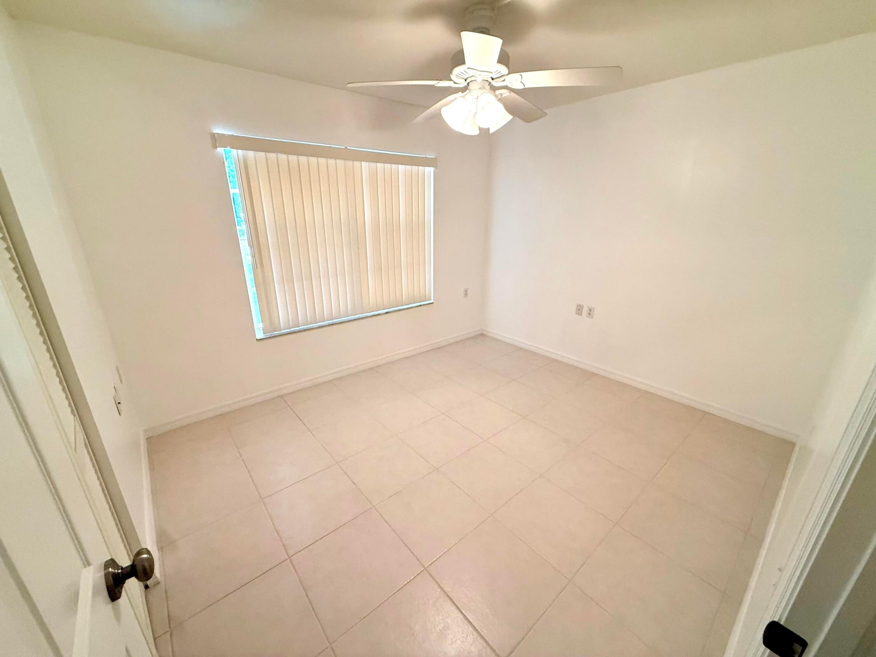 1105 Bahama Bend B1