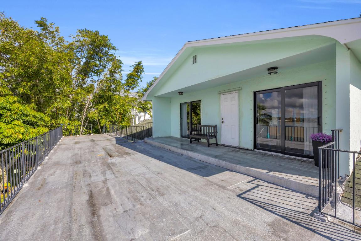 Loxahatchee River - Residential