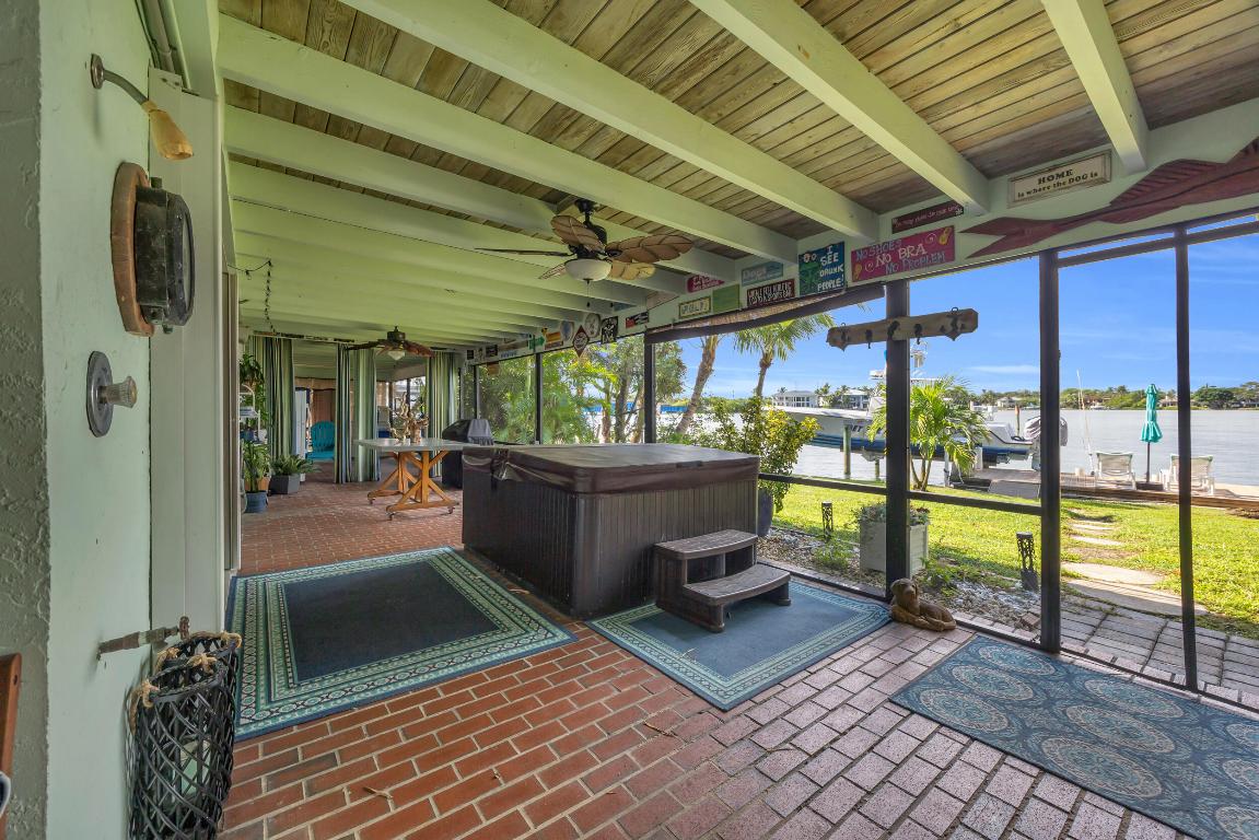 Loxahatchee River - Residential