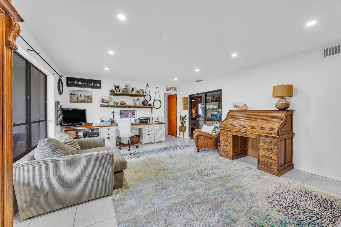 Loxahatchee River - Residential