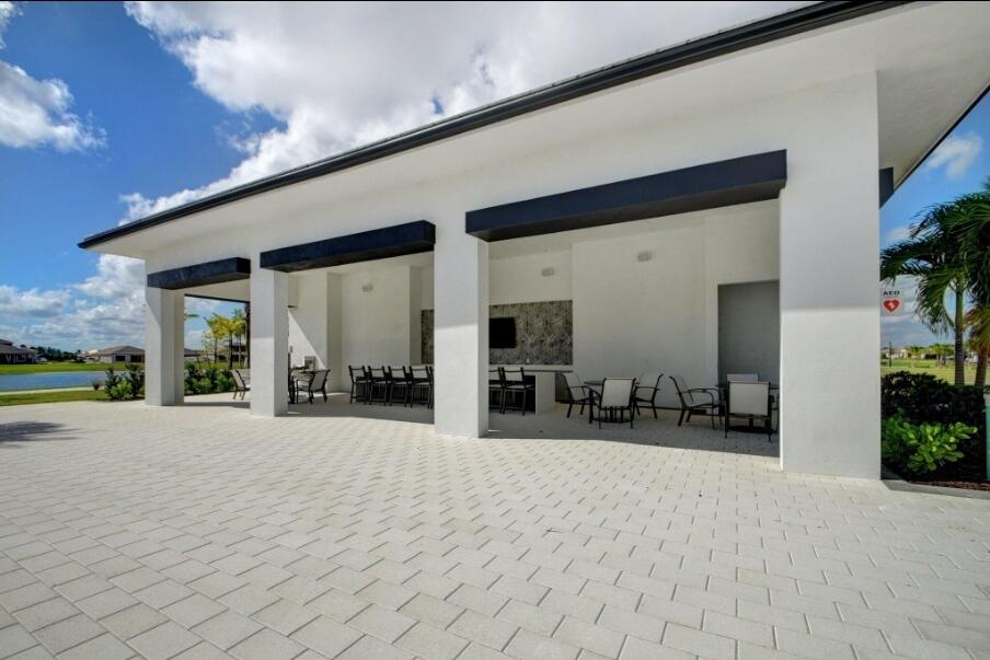 CRESSWIND PALM BEACH - Residential Lease