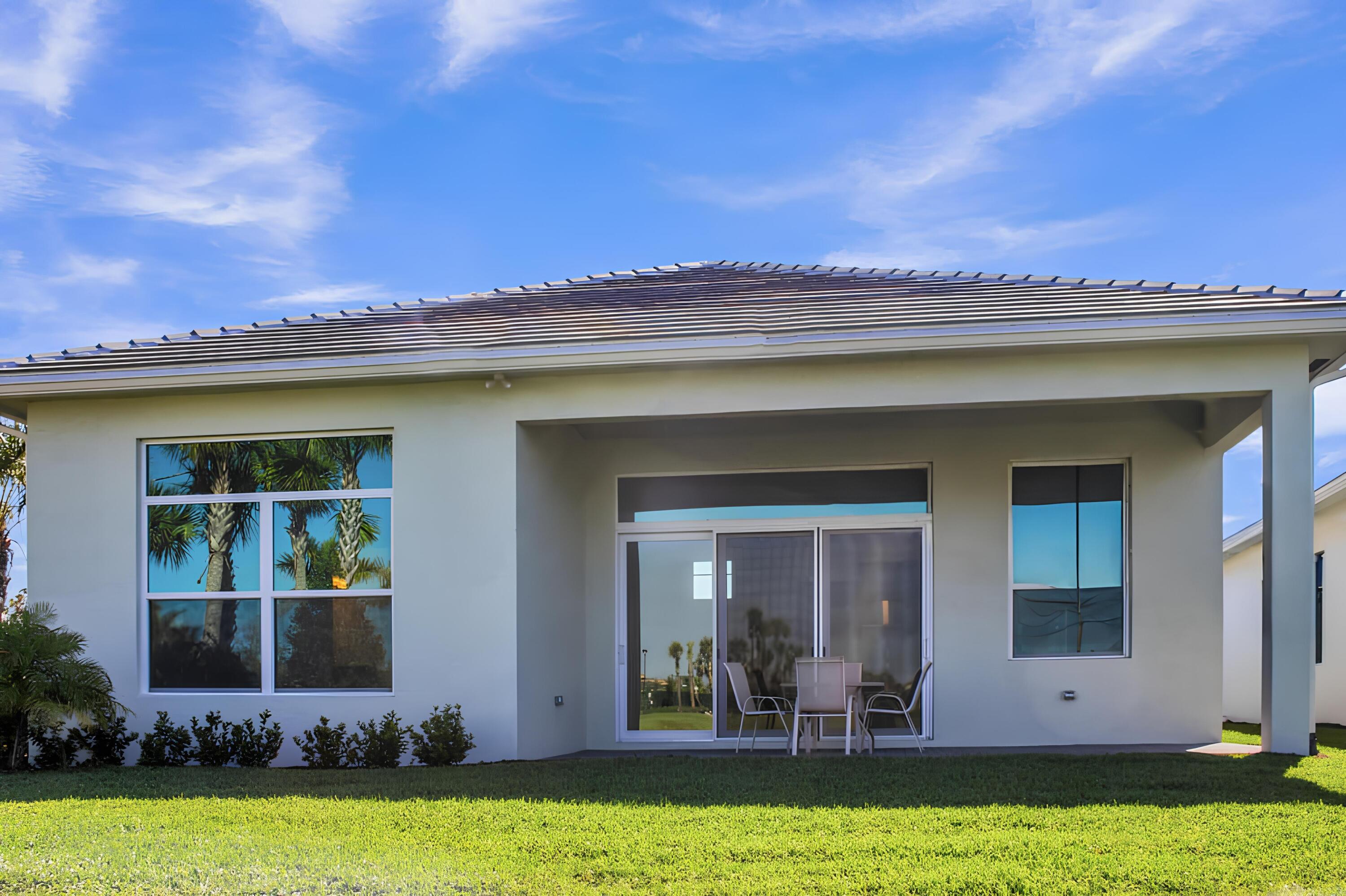 CRESSWIND PALM BEACH - Residential Lease