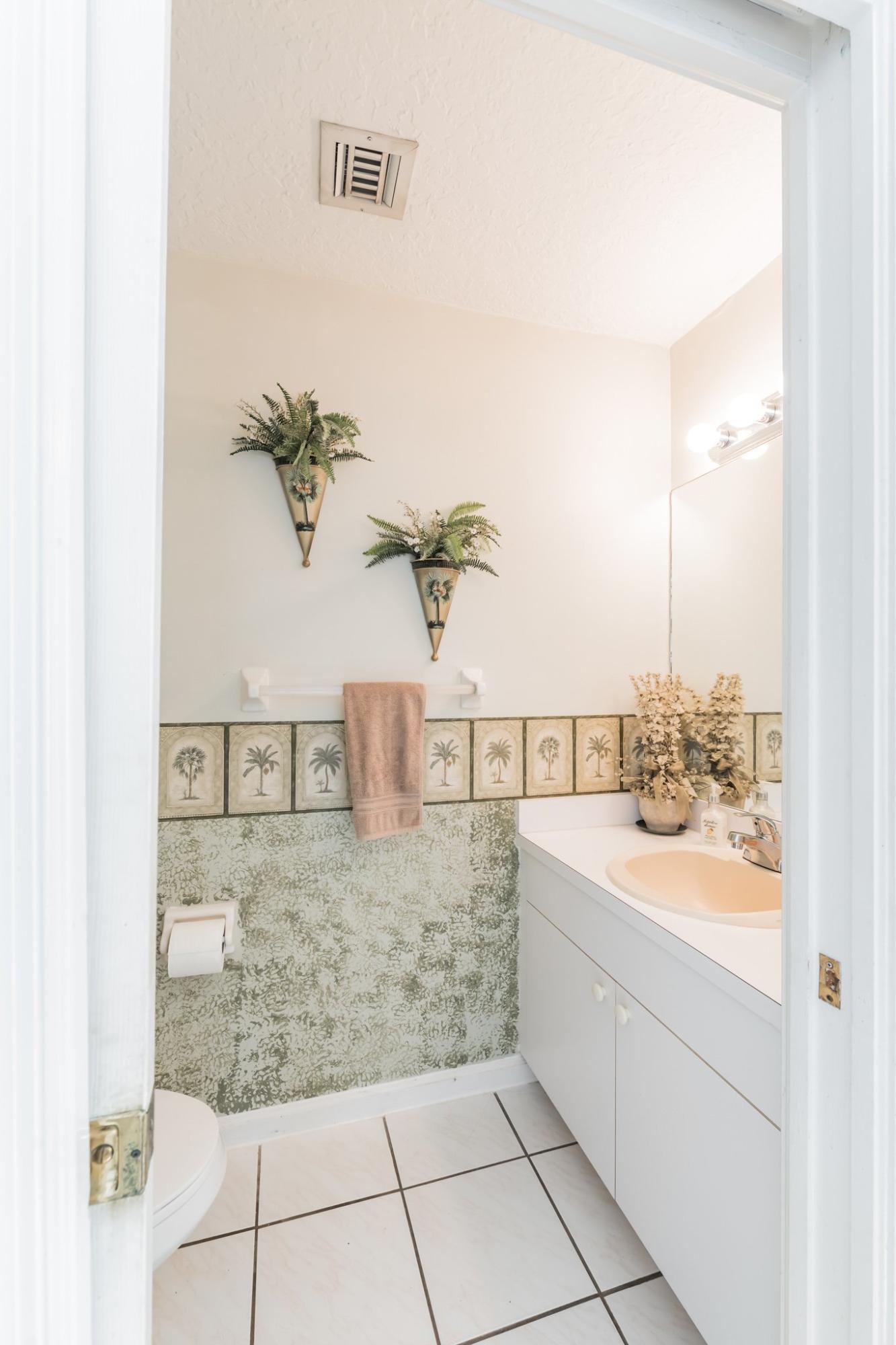 GREENVIEW SHORES 1 OF WELLINGTON - Residential