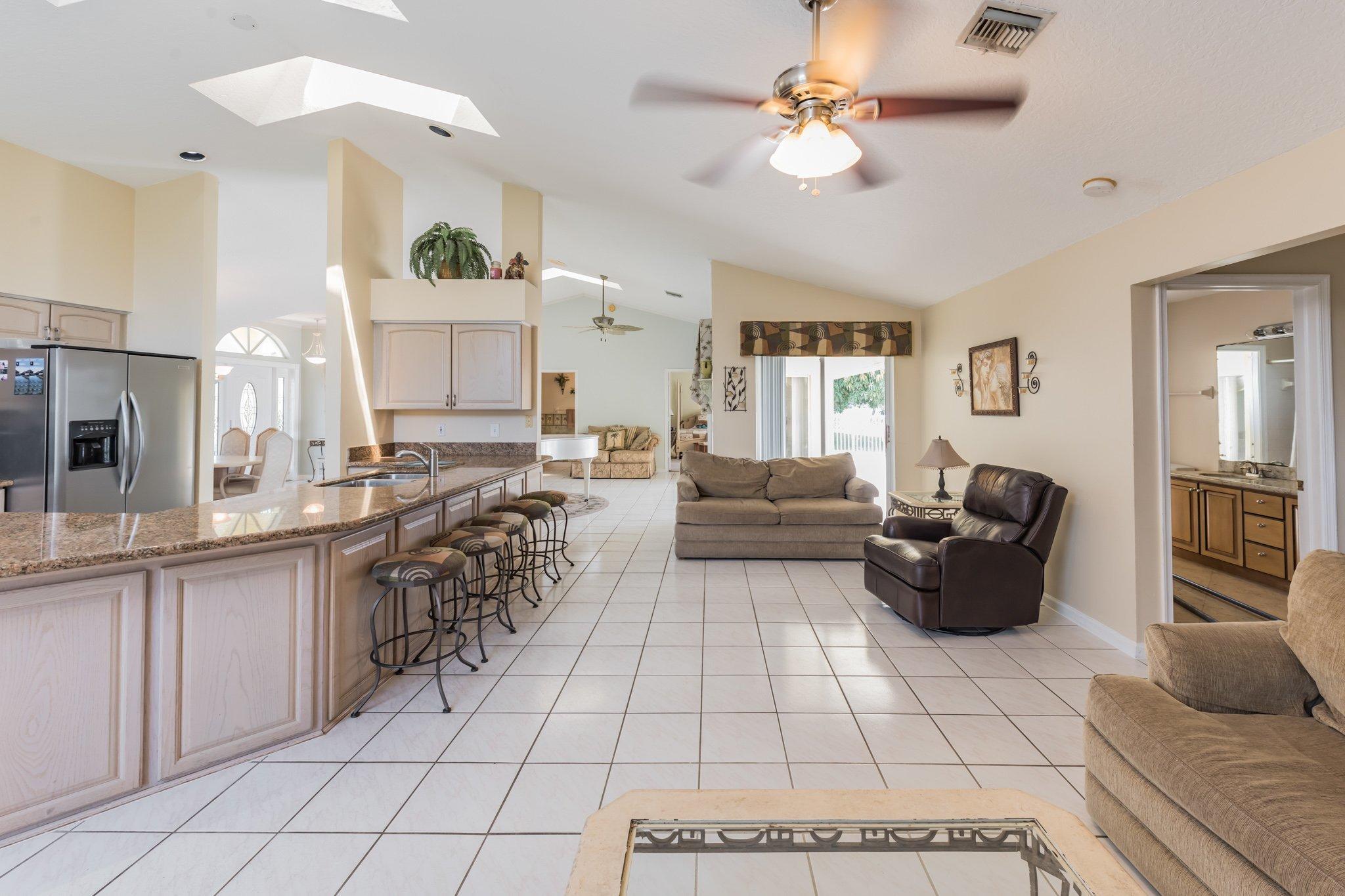 GREENVIEW SHORES 1 OF WELLINGTON - Residential