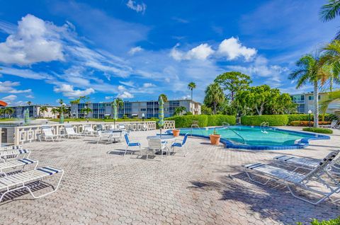 A home in Lake Worth