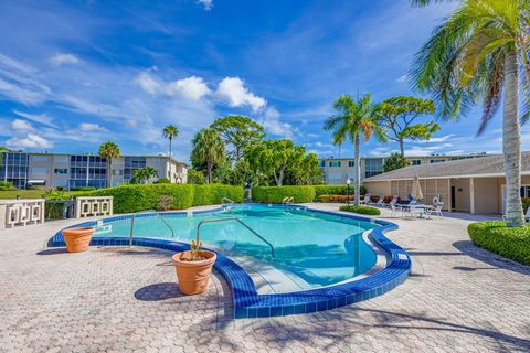 A home in Lake Worth