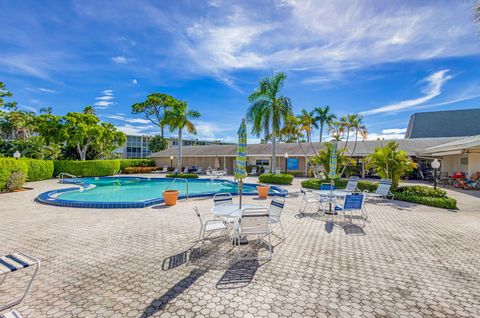 A home in Lake Worth