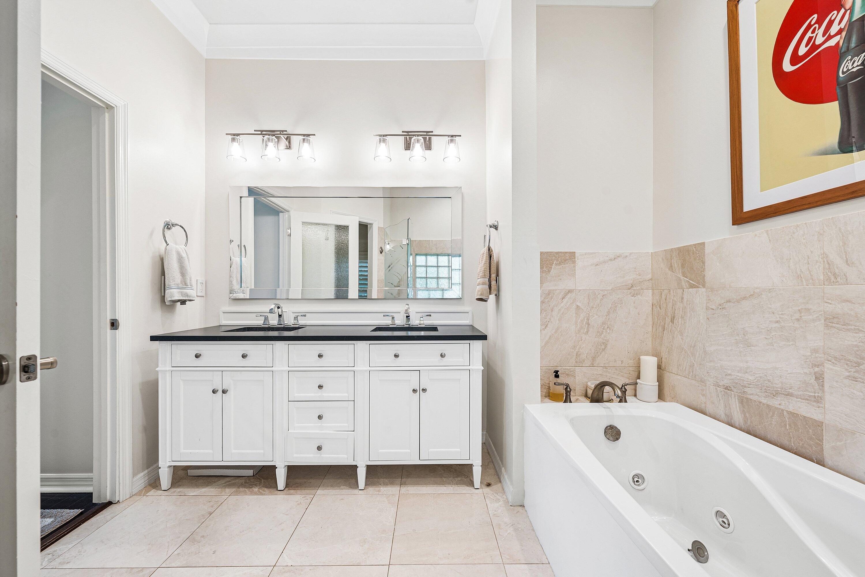 OCEAN BREEZE ESTATES - Residential