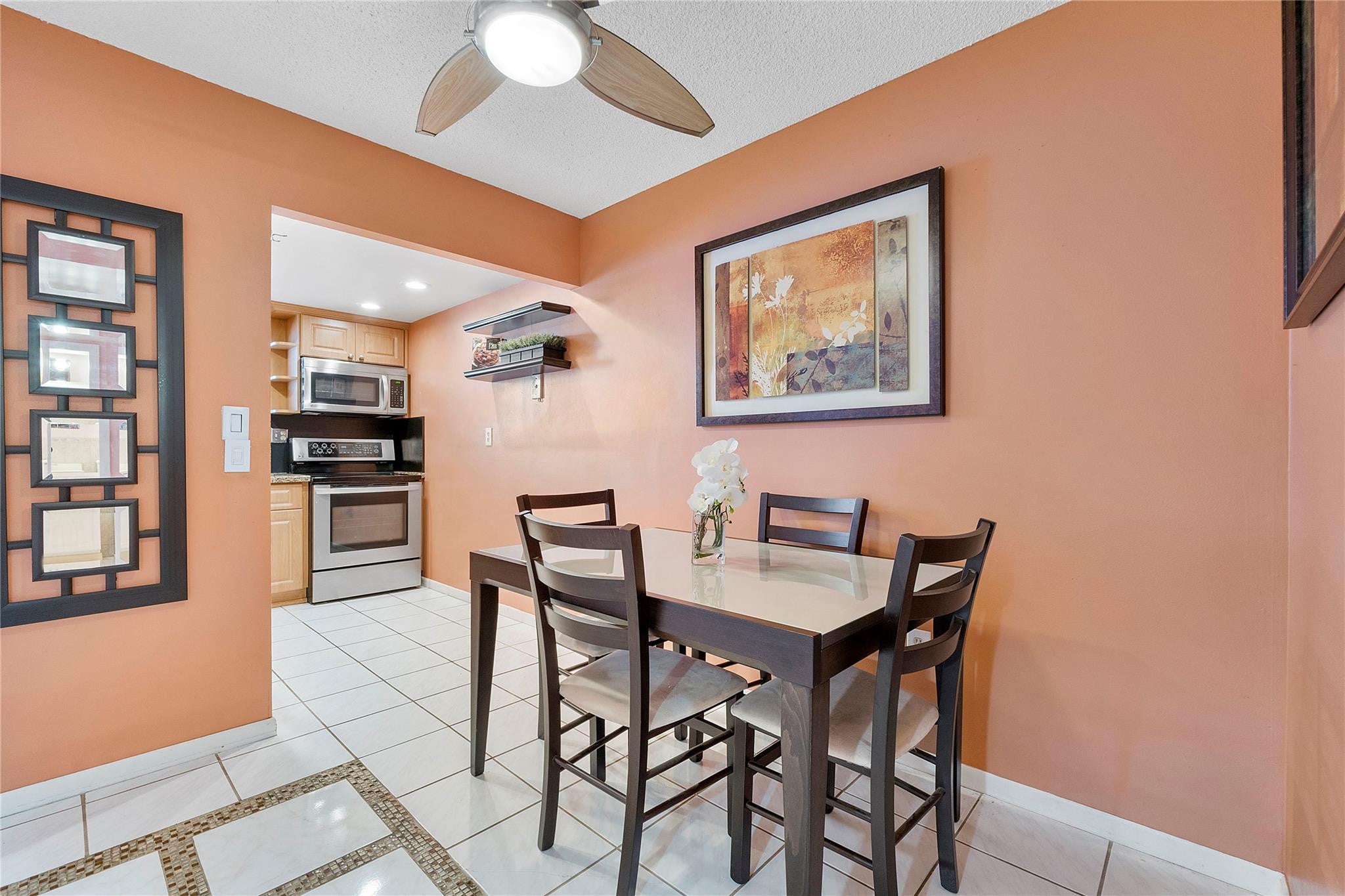 1720 JEFFERSON Street 212