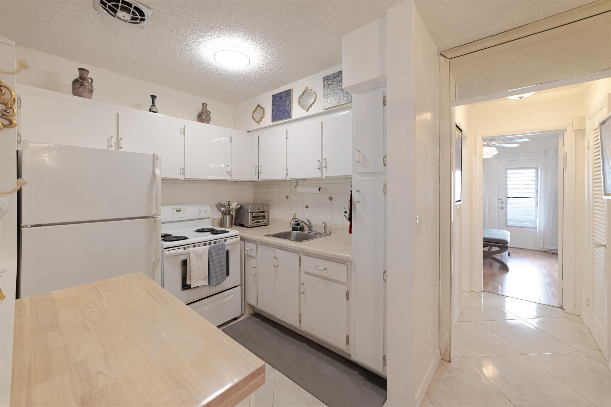 ROLEN LAKE GARDENS CO-OP - Residential