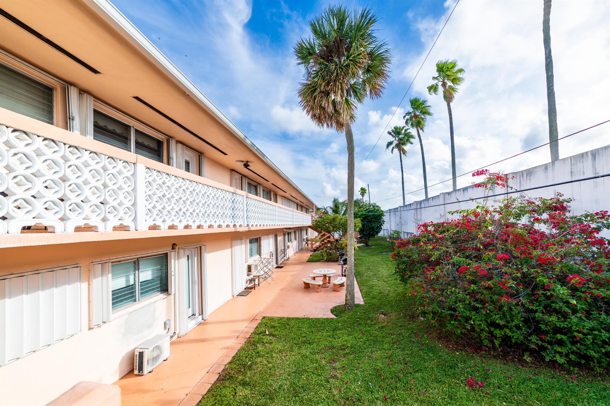 ROLEN LAKE GARDENS CO-OP - Residential