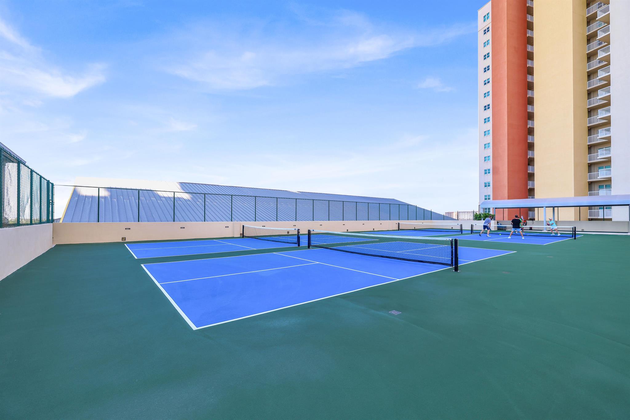 MARINA GRANDE RIVIERA BEA - Residential