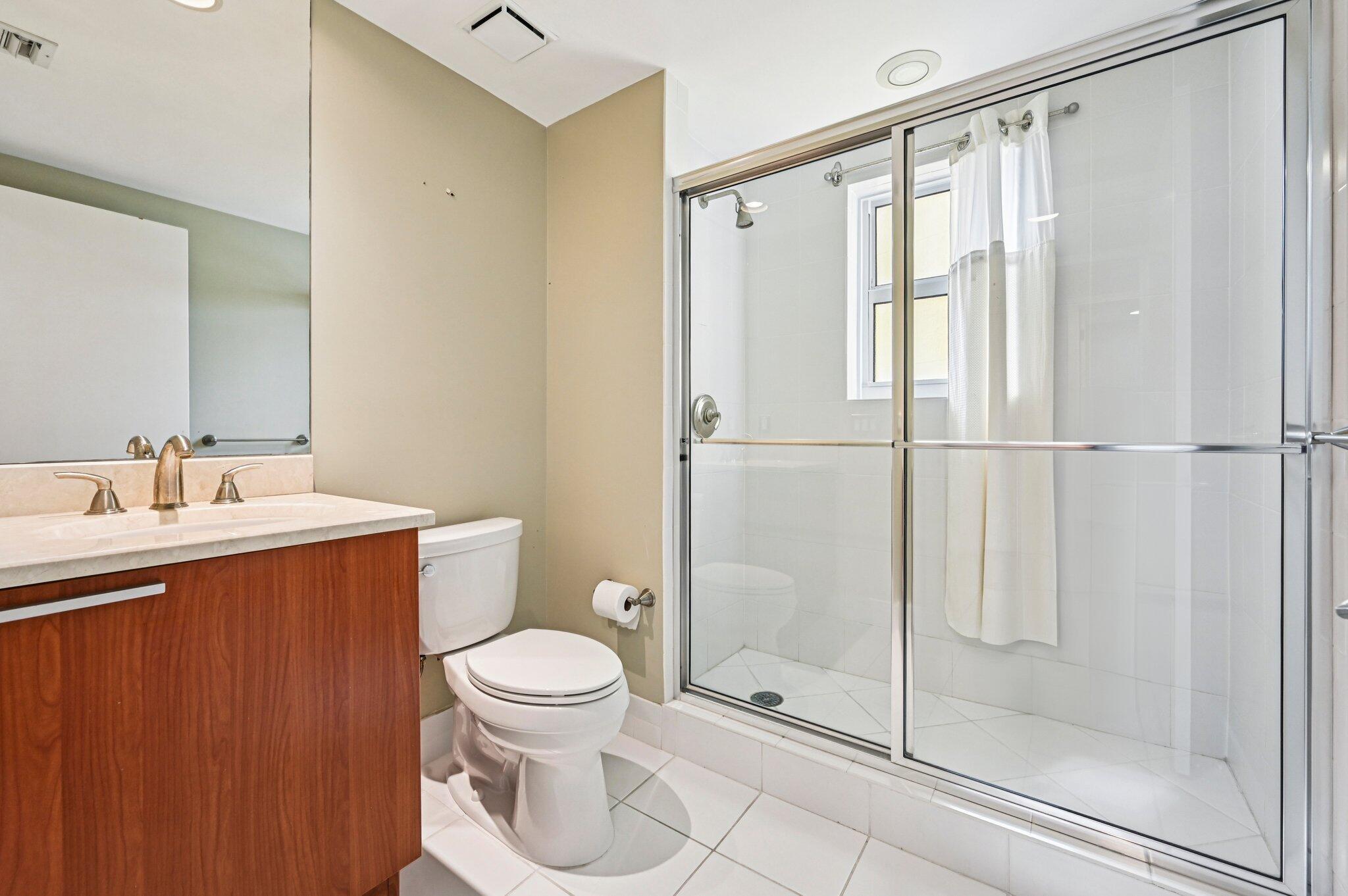 MARINA GRANDE RIVIERA BEA - Residential