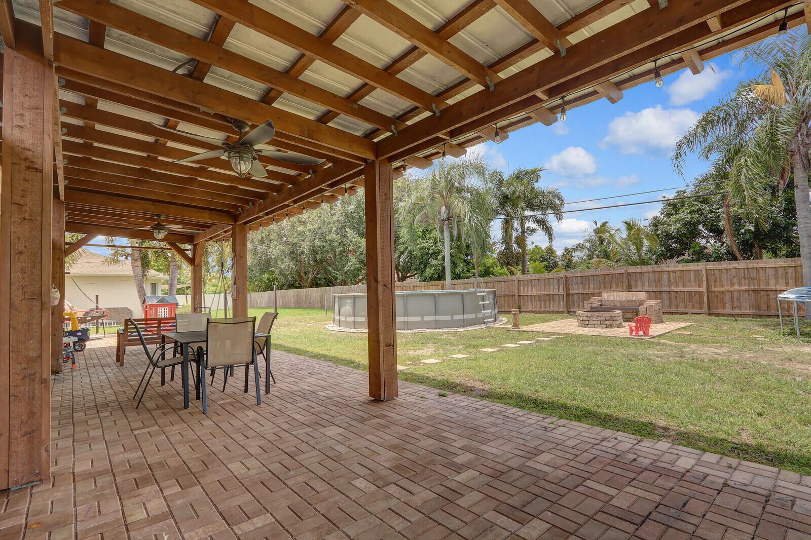 1817 SW Open View Drive