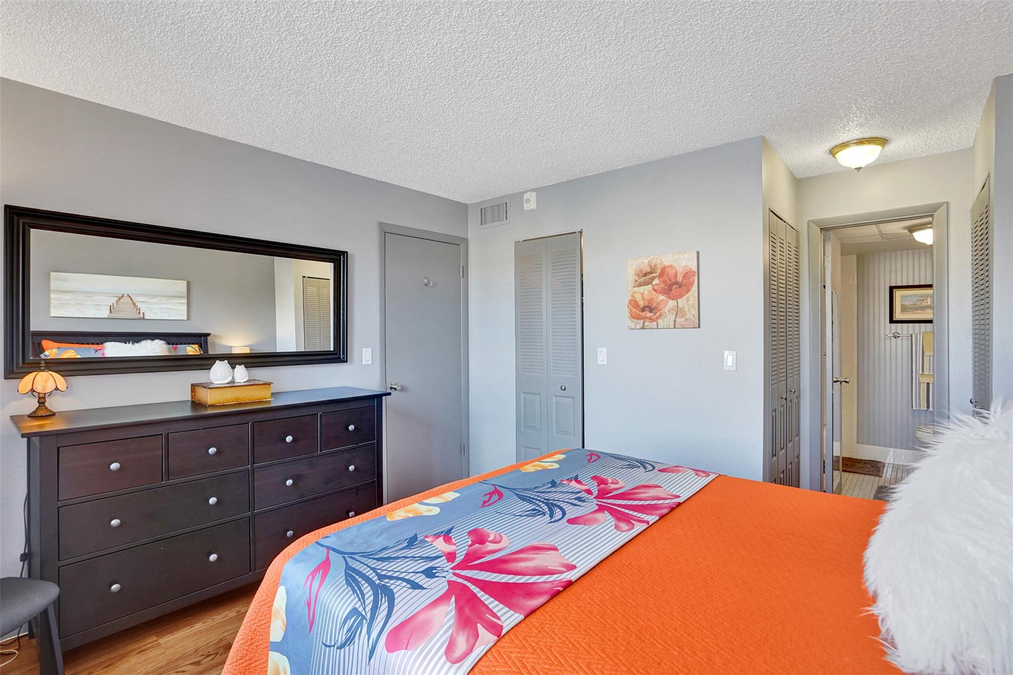 Sunrise Lakes ph 4 - Residential
