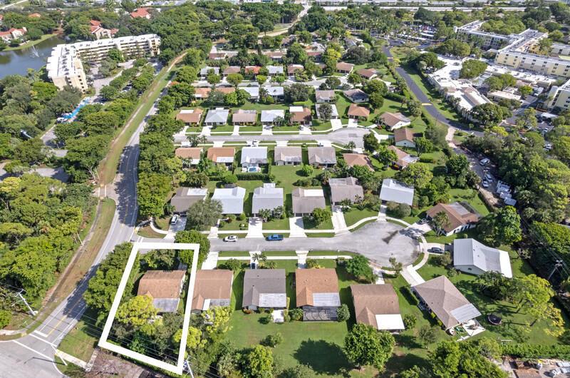 2788 Dracaena Court