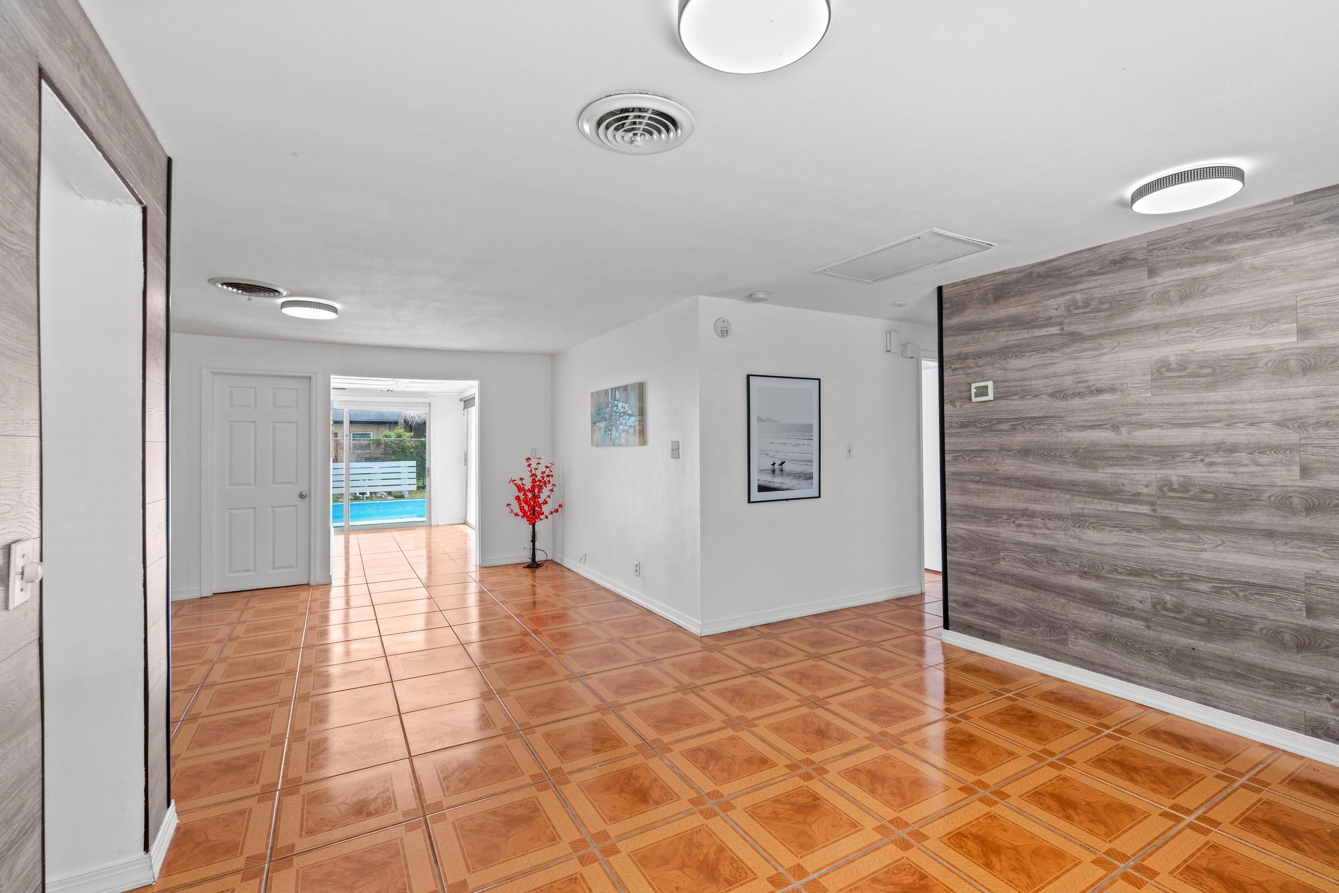 WESTFIELD AT WPB - Residential