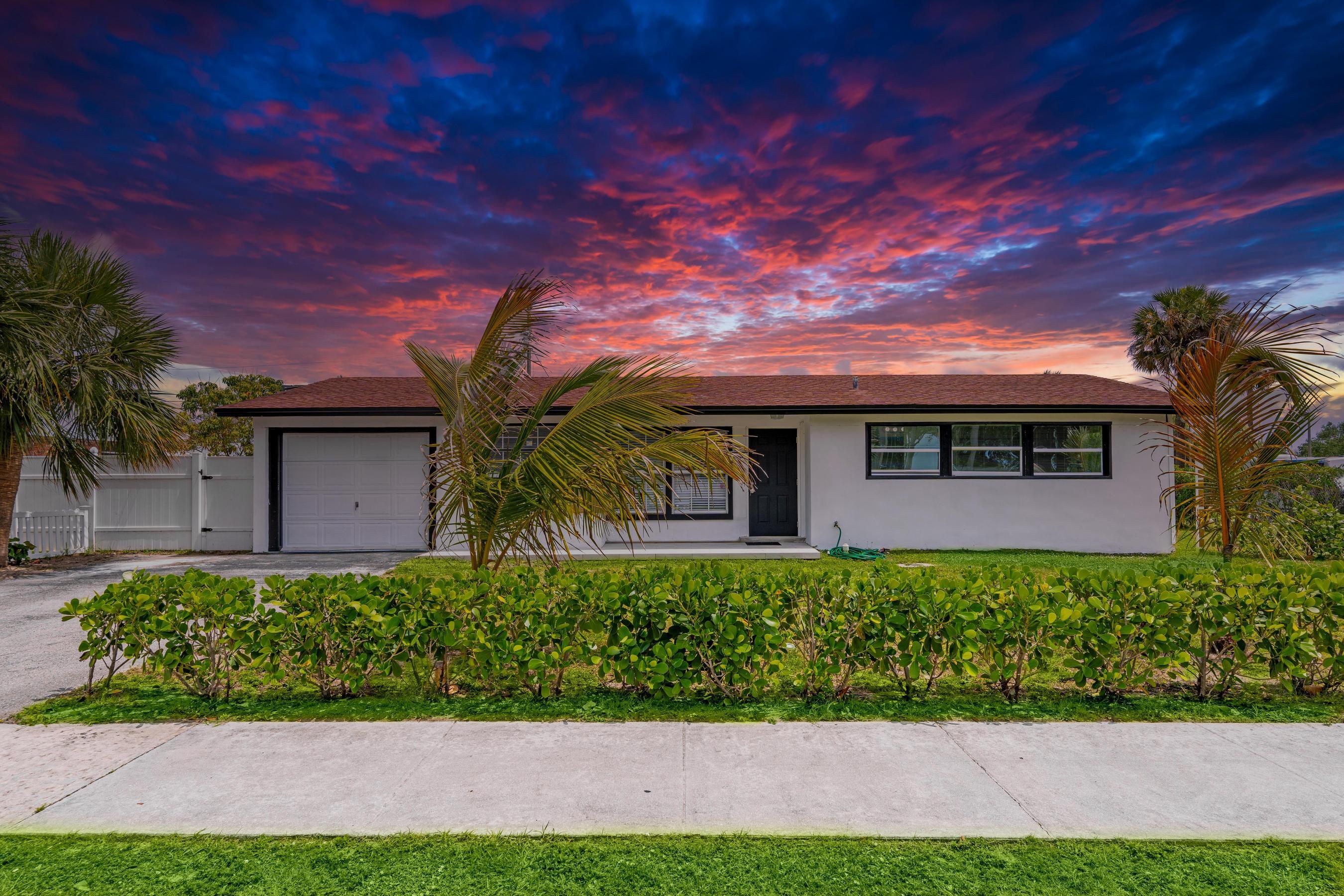 WESTFIELD AT WPB - Residential