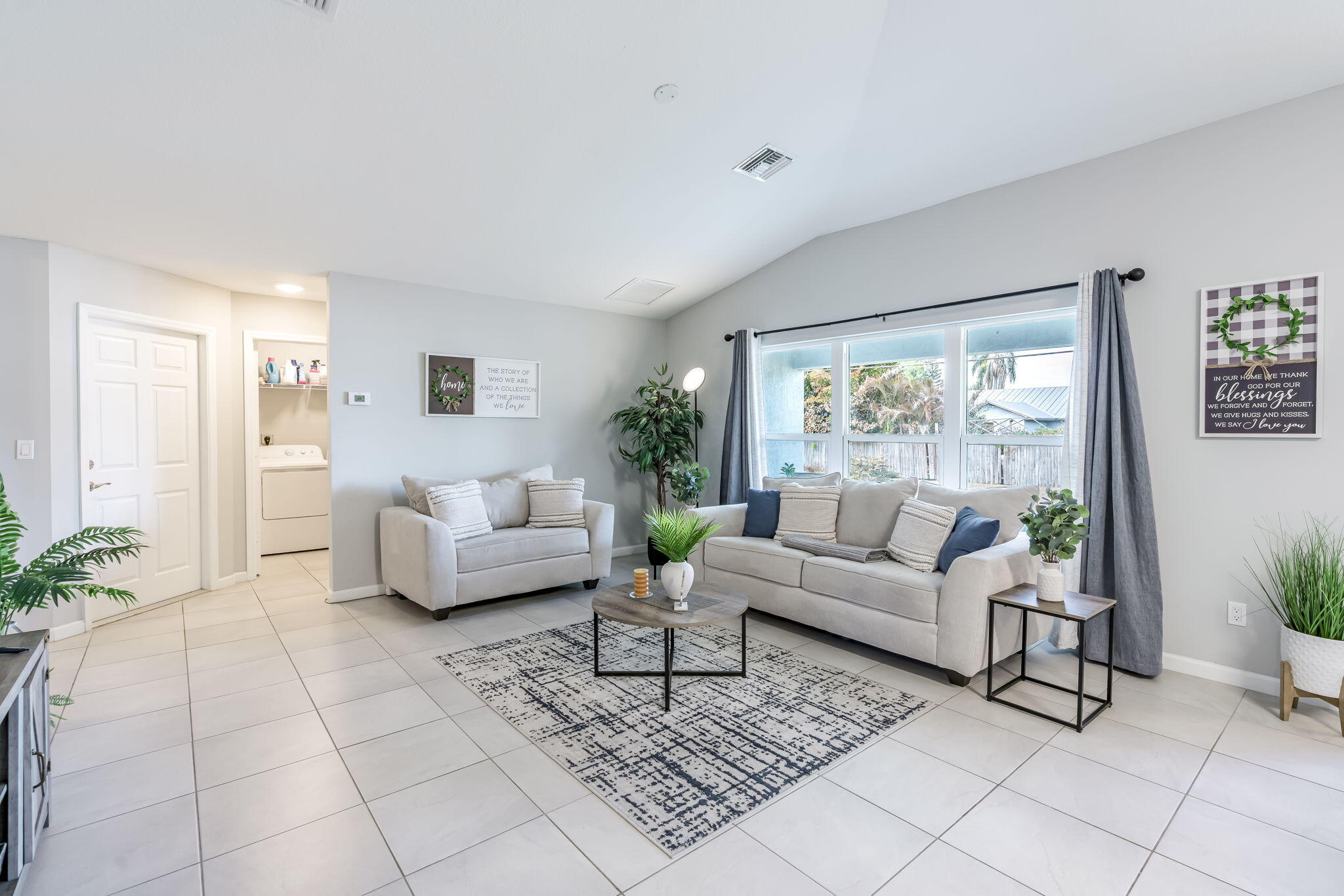 PORT ST LUCIE SECTION 25 - Residential