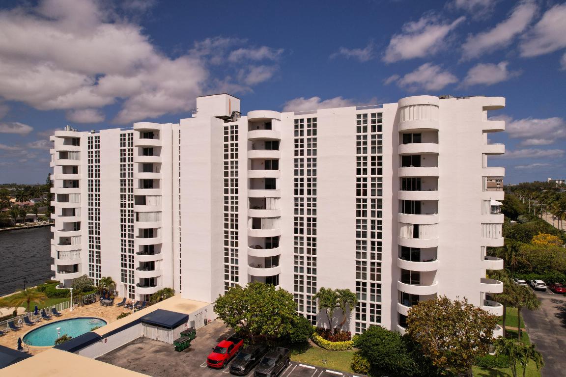Coastal House - Residential