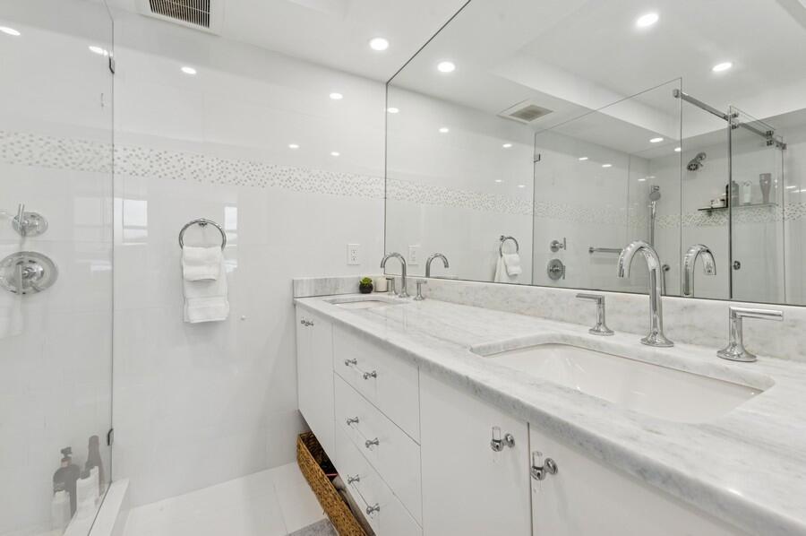 Coastal House - Residential