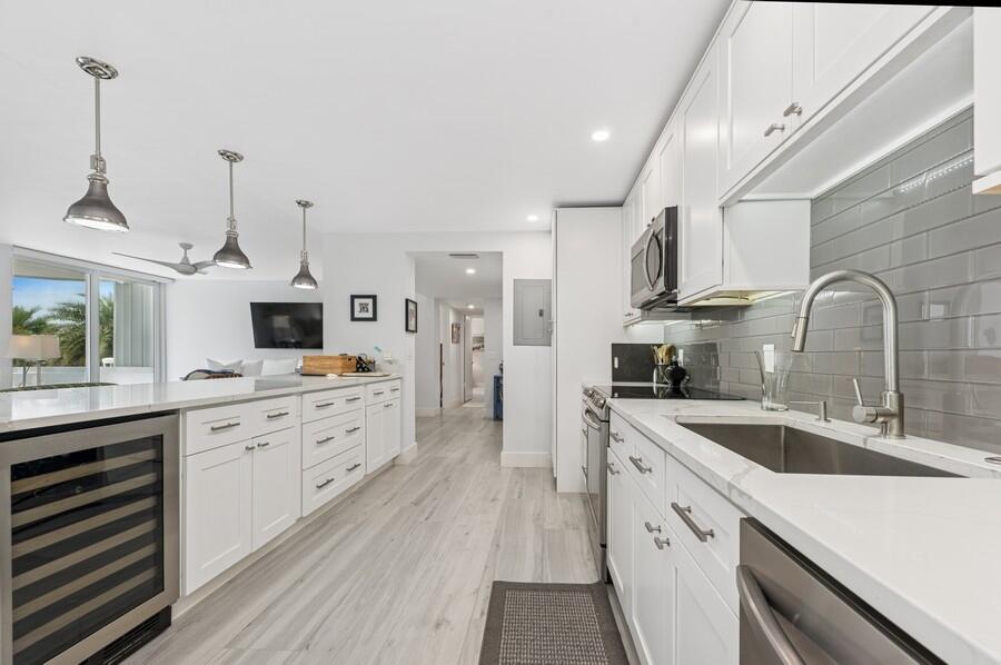 Coastal House - Residential