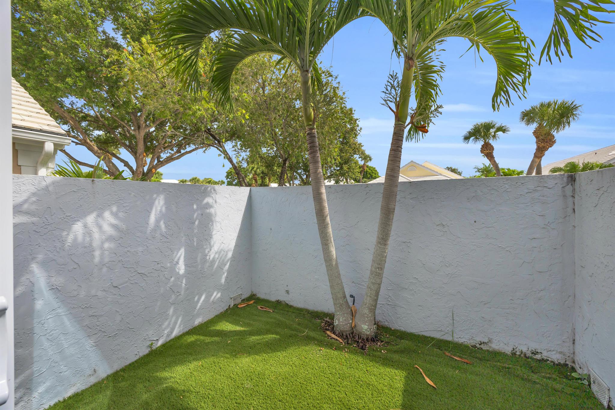 BARCLAY CLUB AT PGA NATL - Residential Lease