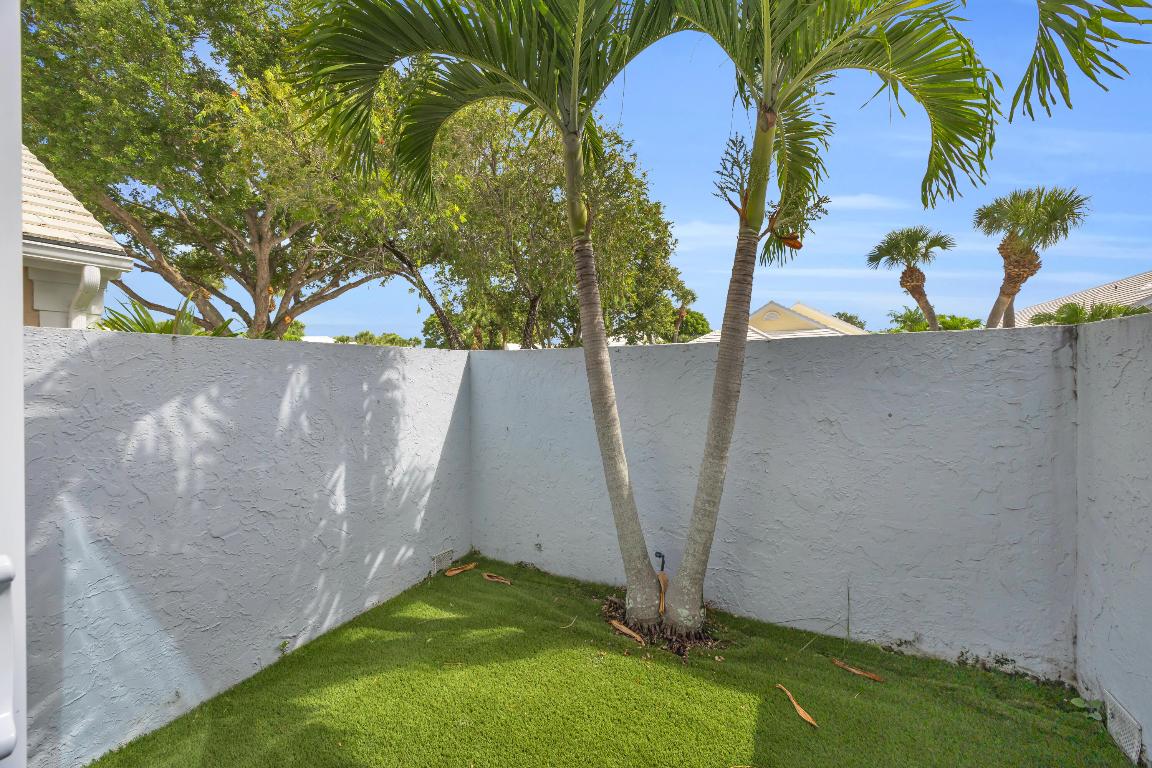 BARCLAY CLUB AT PGA NATL - Residential Lease