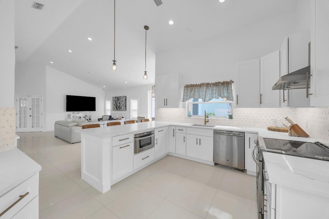 BARCLAY CLUB AT PGA NATL - Residential Lease