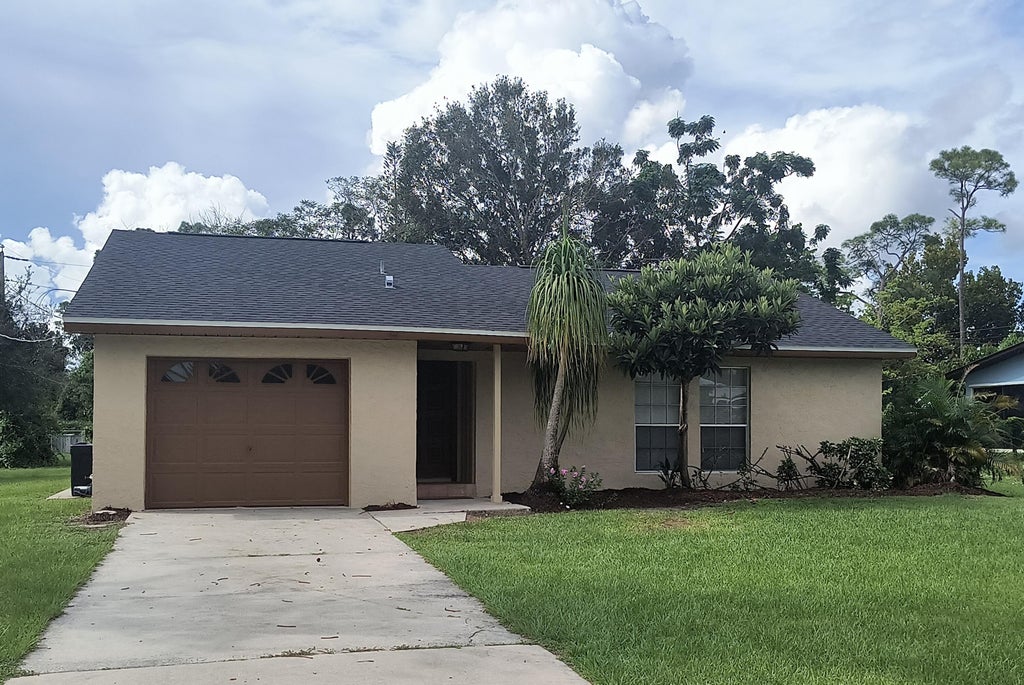 Photo of 6903 COQUINA Avenue, Fort Pierce, FL 34951 (MLS # B26072677)