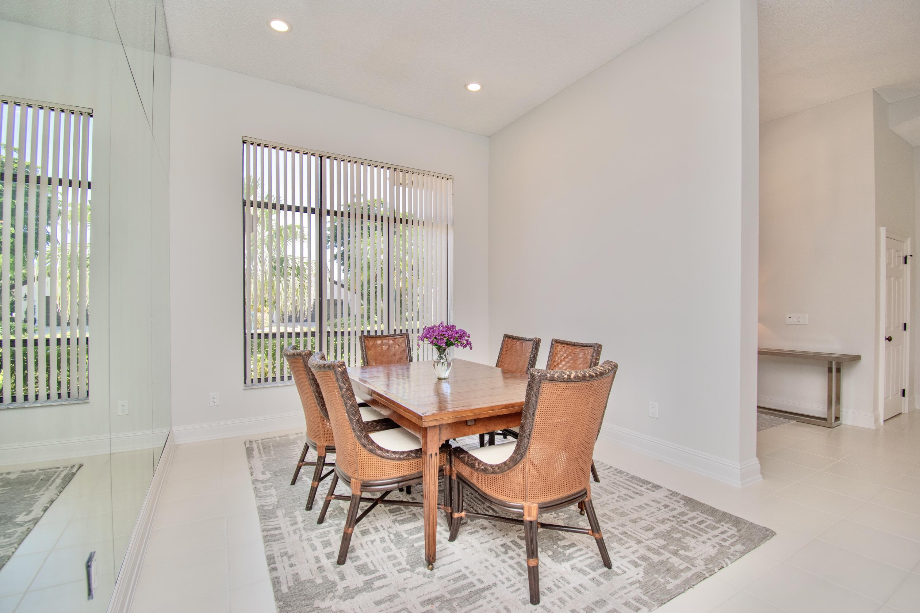 BOCA WOODS COUNTRY CLUB - Residential