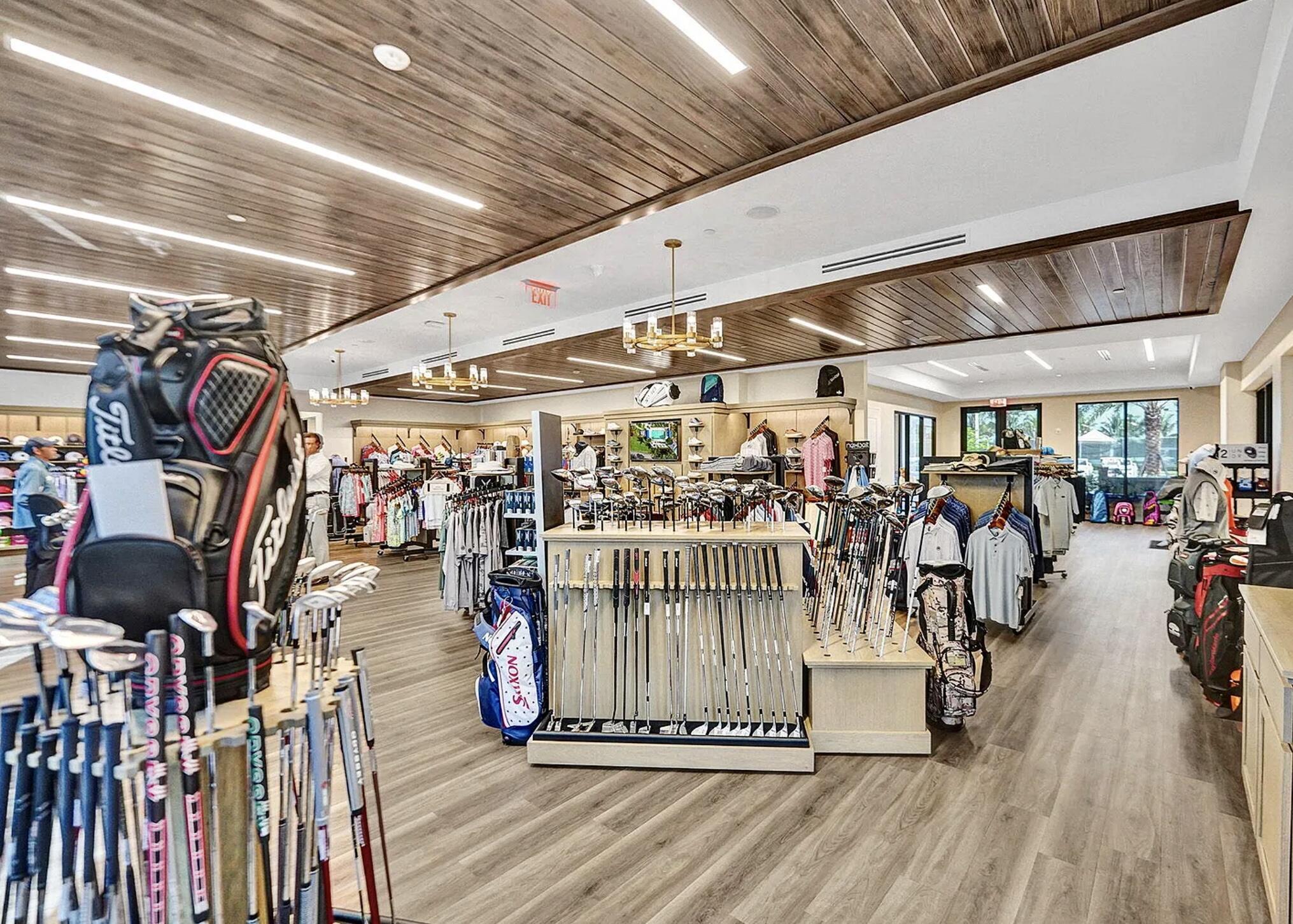 BOCA WOODS COUNTRY CLUB - Residential