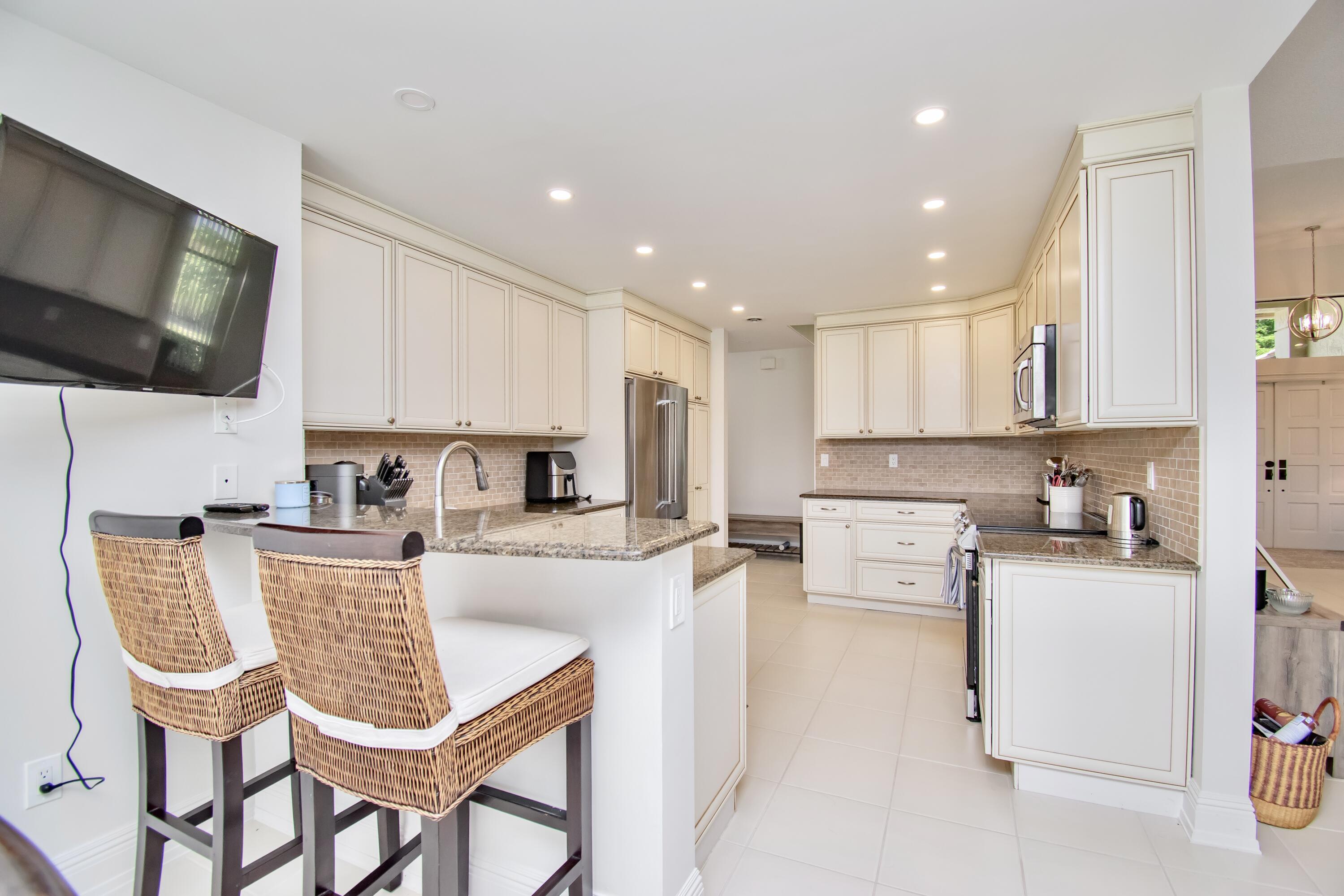 BOCA WOODS COUNTRY CLUB - Residential