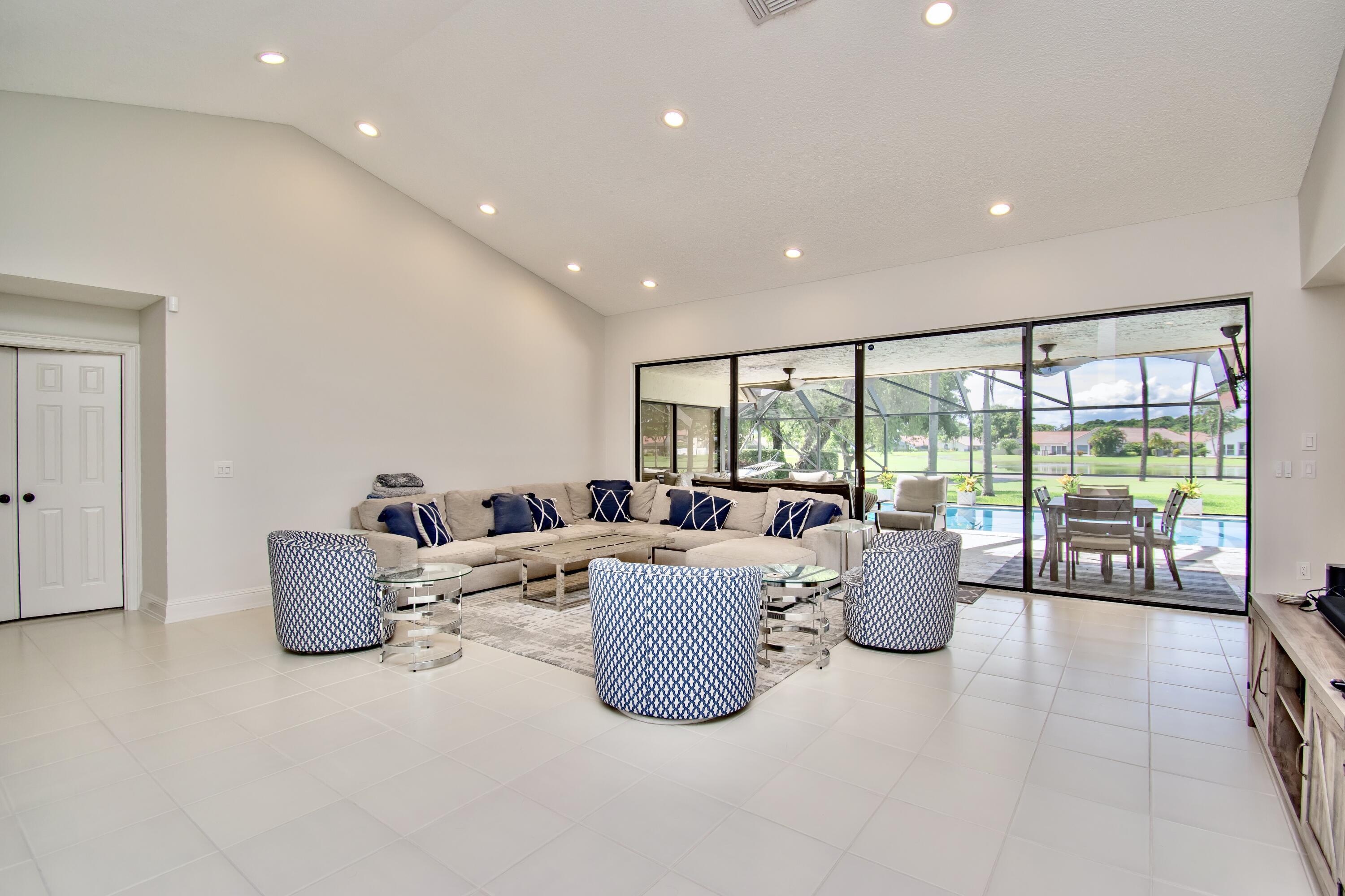 BOCA WOODS COUNTRY CLUB - Residential