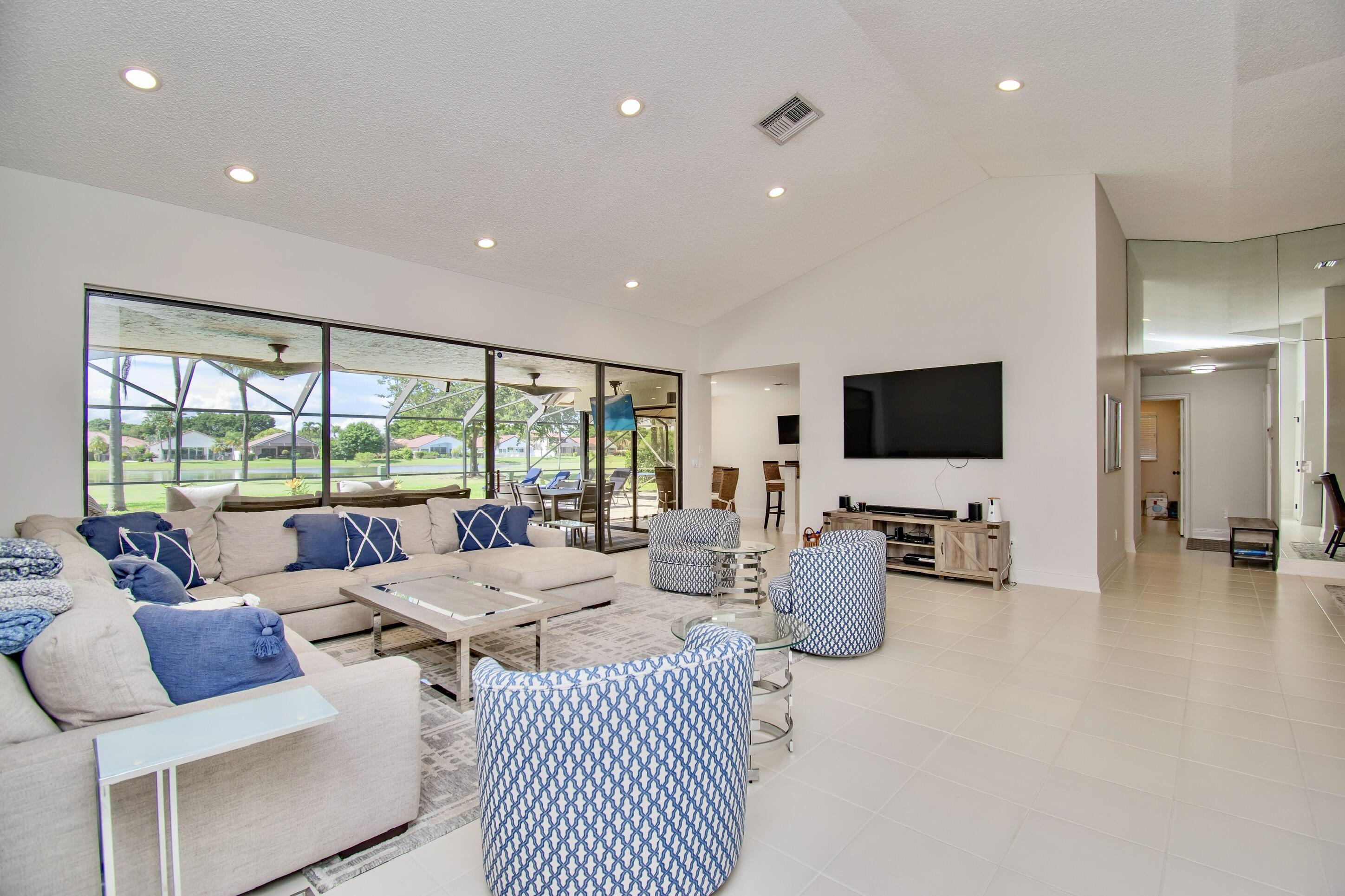 BOCA WOODS COUNTRY CLUB - Residential