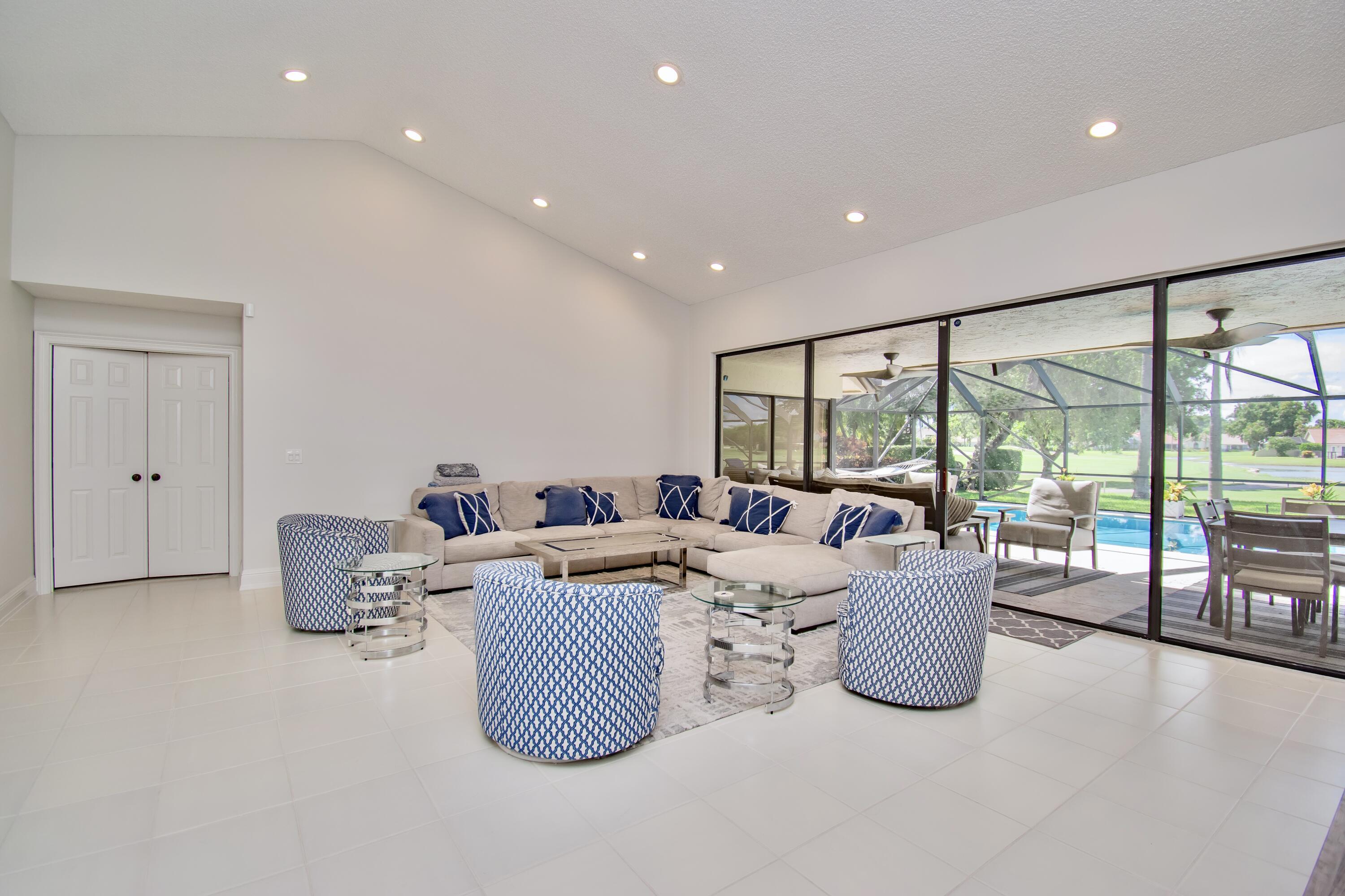 BOCA WOODS COUNTRY CLUB - Residential