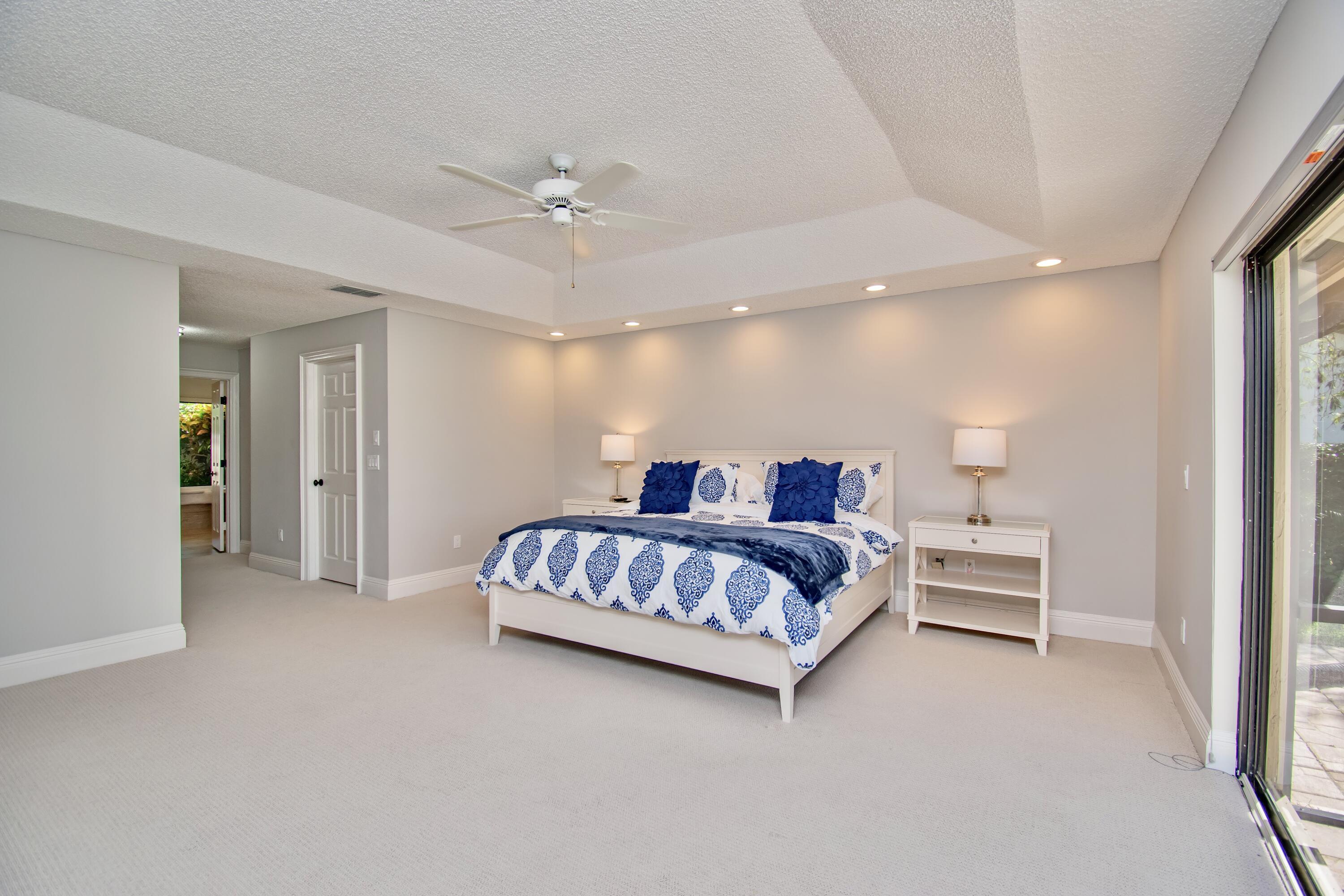 BOCA WOODS COUNTRY CLUB - Residential