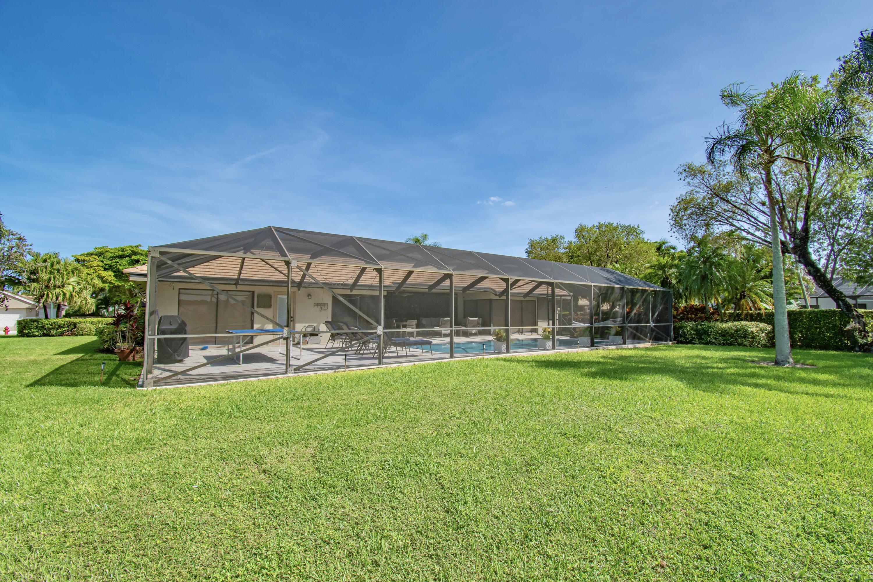 BOCA WOODS COUNTRY CLUB - Residential