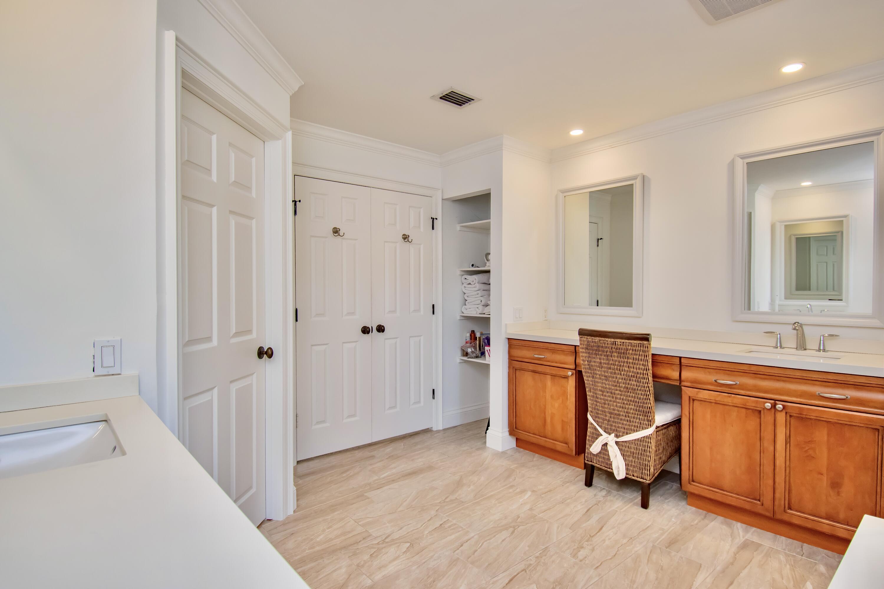 BOCA WOODS COUNTRY CLUB - Residential