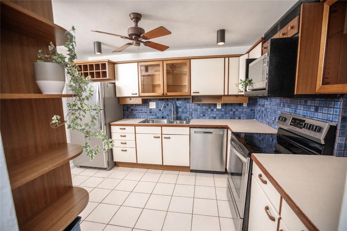 NOVA TOWNHOUSE 2 CONDO - Residential Lease