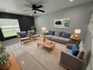 COCONUT CREEK 10TH SEC - Residential Lease