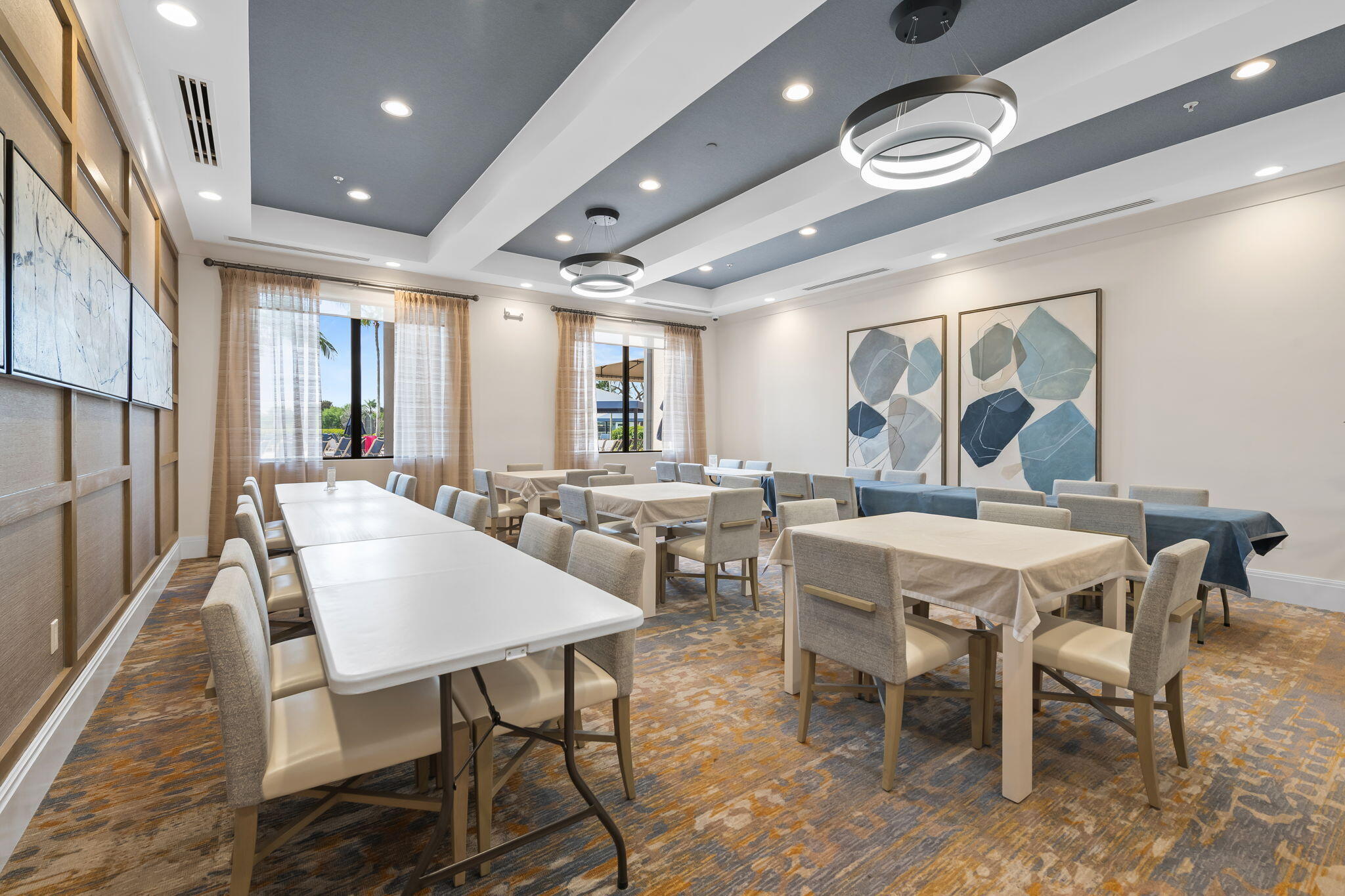 VALENCIA POINTE 3 - Residential